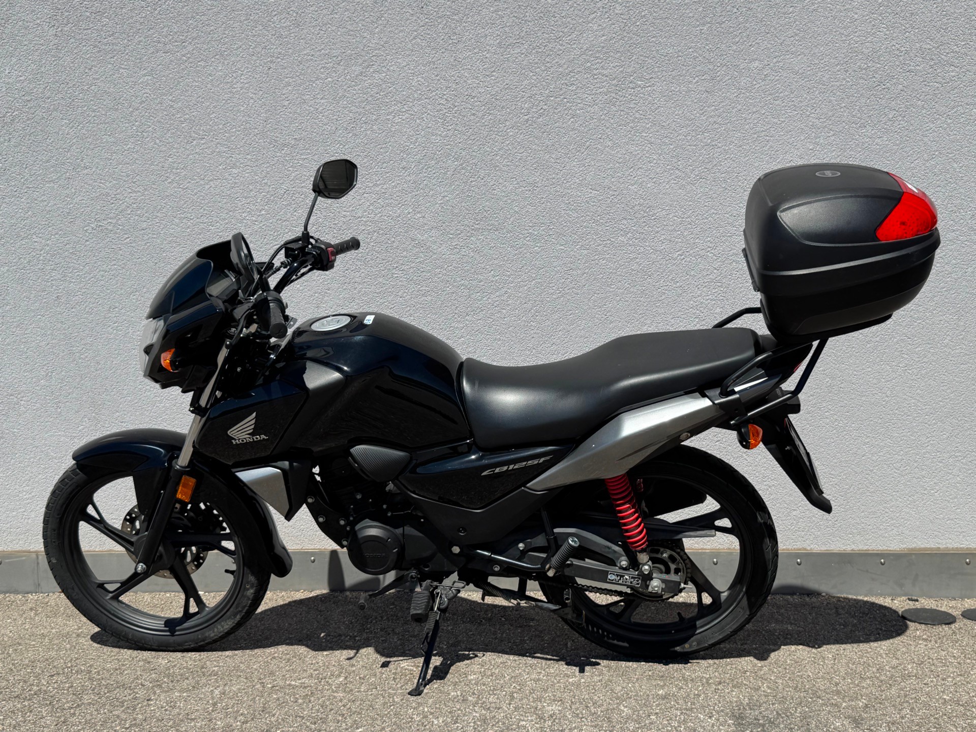 HONDA CBF 125 M-image-6