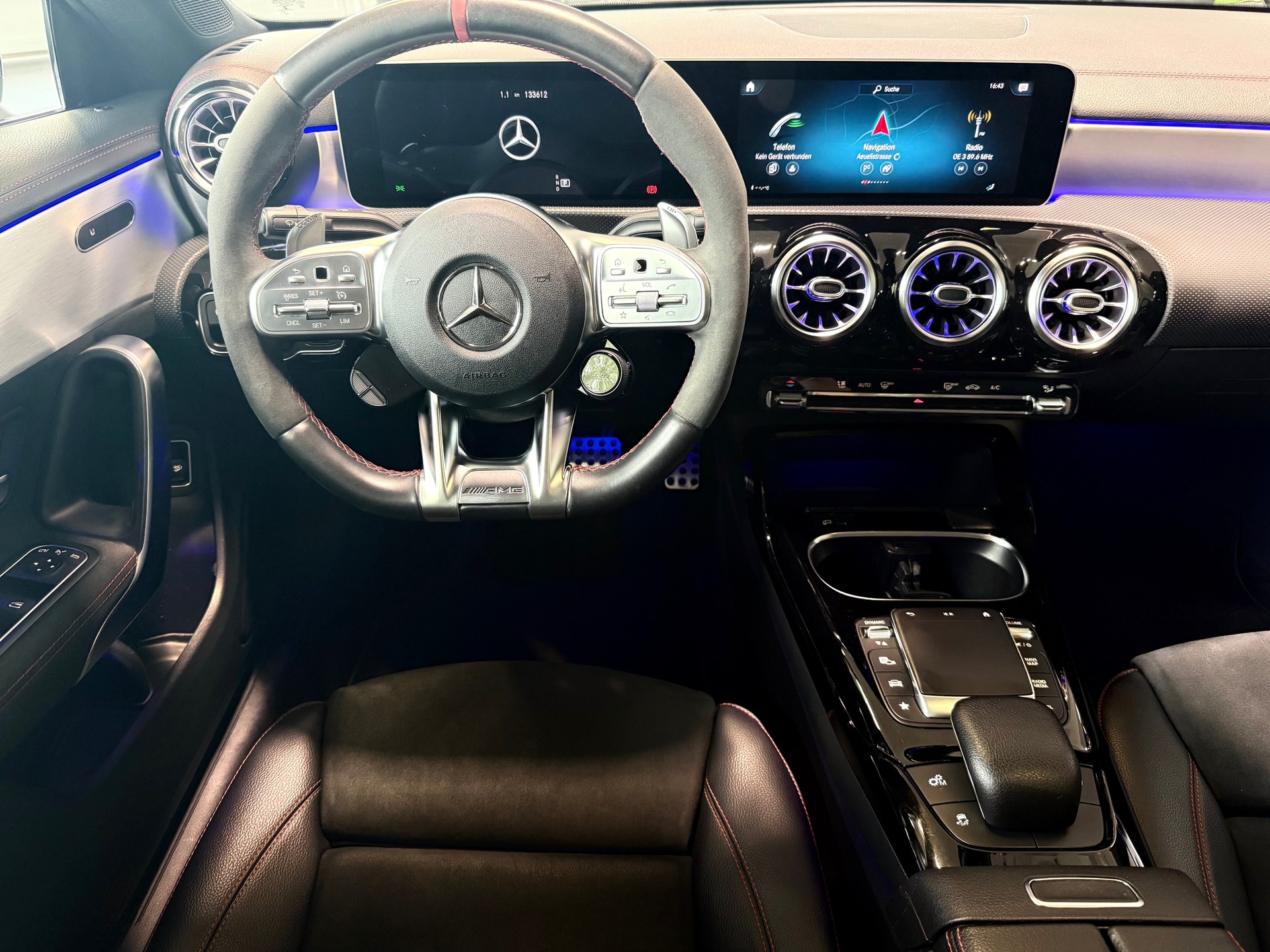 MERCEDES-BENZ CLA 45 S AMG 4Matic+ 8G-DCT-image-13