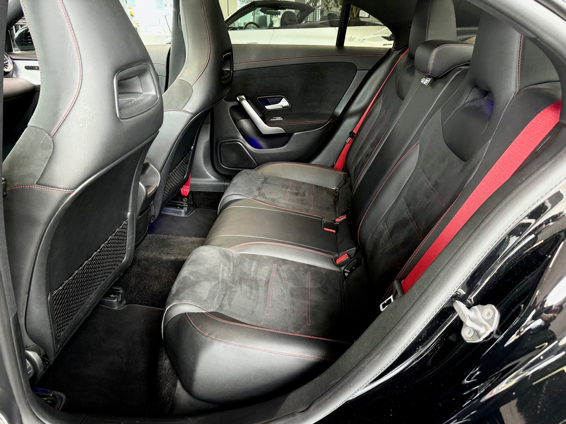 MERCEDES-BENZ CLA 45 S AMG 4Matic+ 8G-DCT-image-12