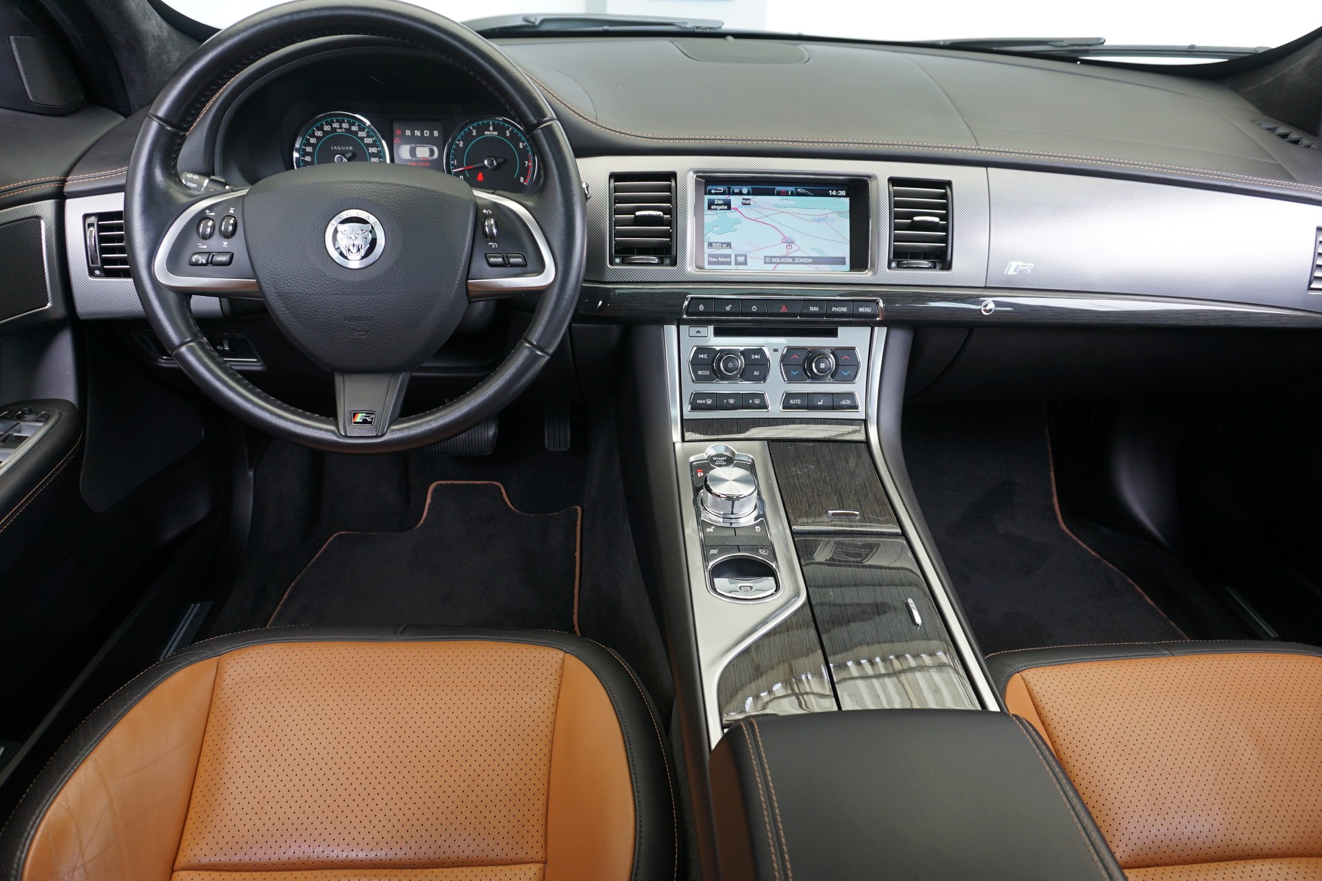 JAGUAR XF 5.0 V8 S/C XFR 510PS sehr gepflegte Sportlimousine!!-image-12