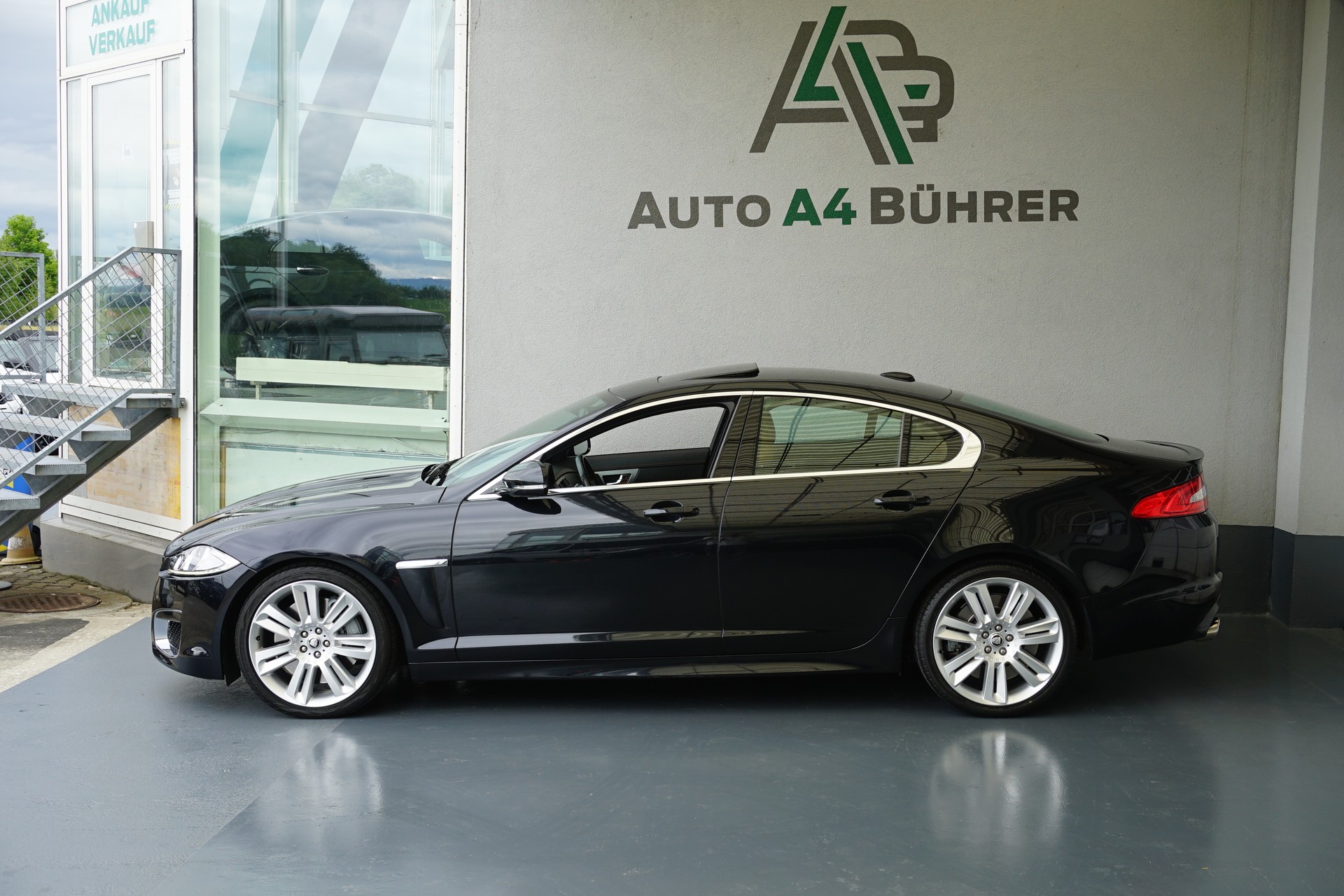 JAGUAR XF 5.0 V8 S/C XFR 510PS sehr gepflegte Sportlimousine!!