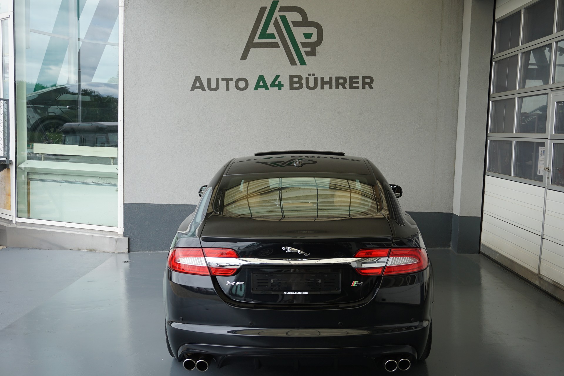 JAGUAR XF 5.0 V8 S/C XFR 510PS sehr gepflegte Sportlimousine!!-image-9