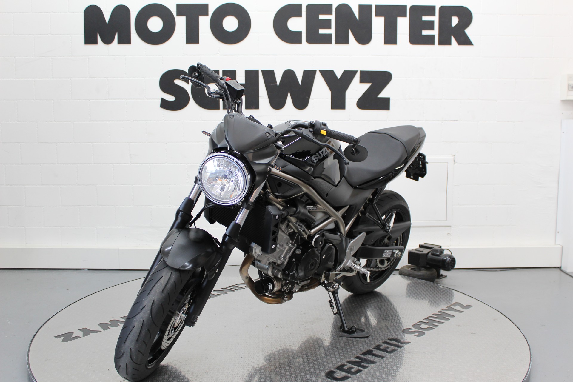 SUZUKI SV 650-image-3