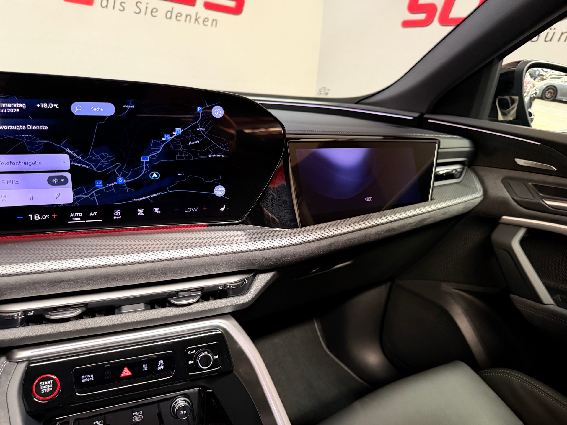 AUDI SQ5 TFSI quattro S-tronic-image-24