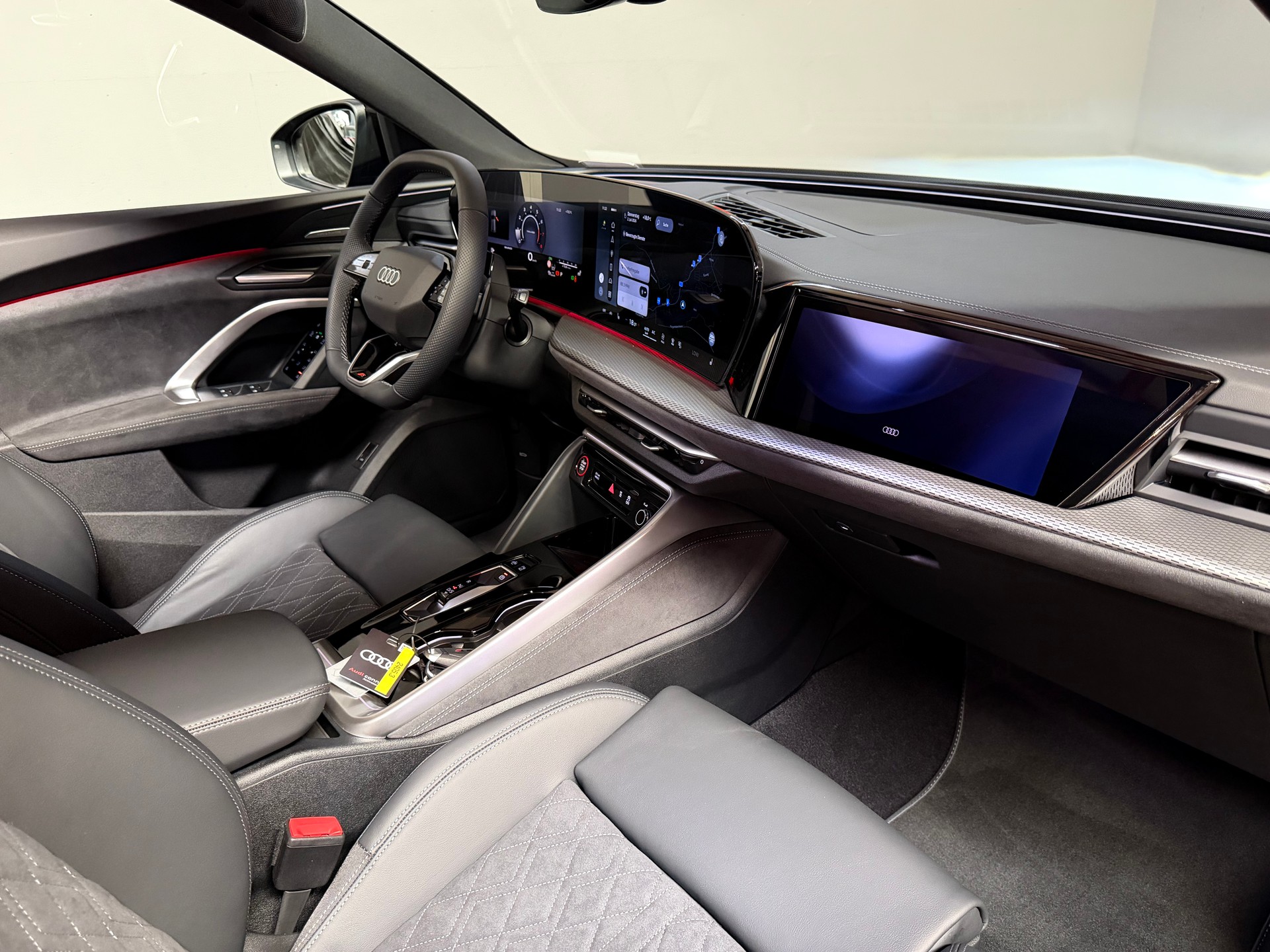 AUDI SQ5 TFSI quattro S-tronic-image-26