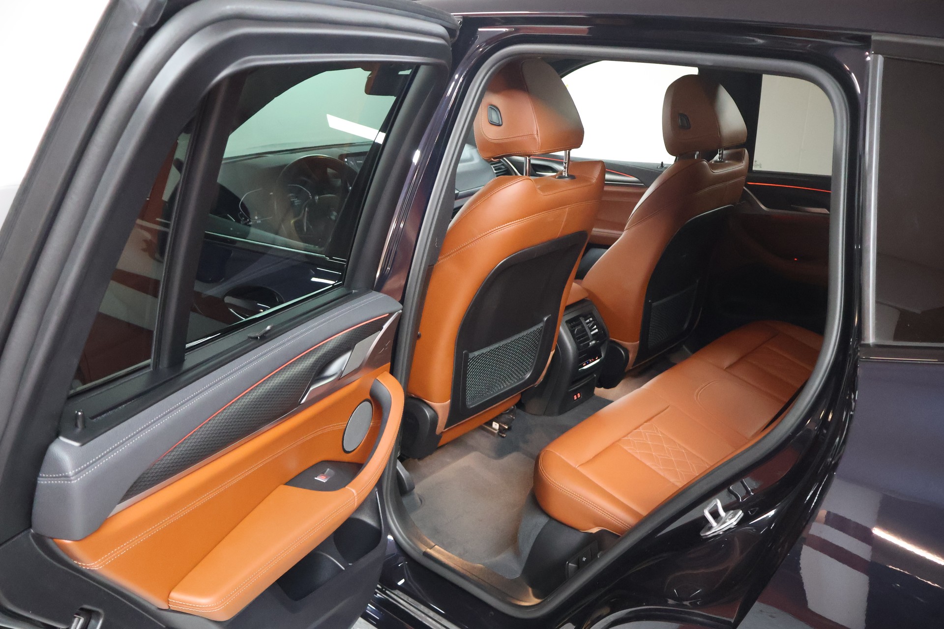 BMW X3 xDrive 48V M40d M Sport Edition Steptronic-image-16