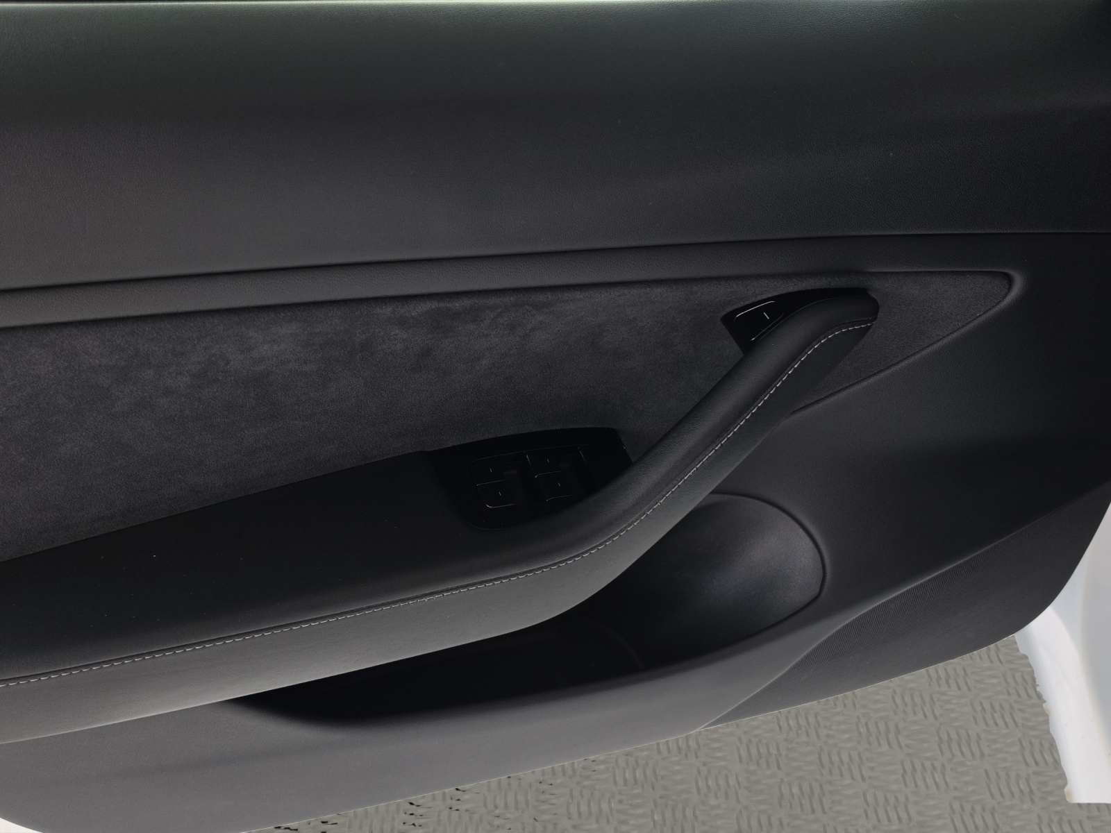 TESLA Model 3 Performance Dual Motor AWD, Tesla Hochvolt Garantie und Aviloo Garantie.-image-9