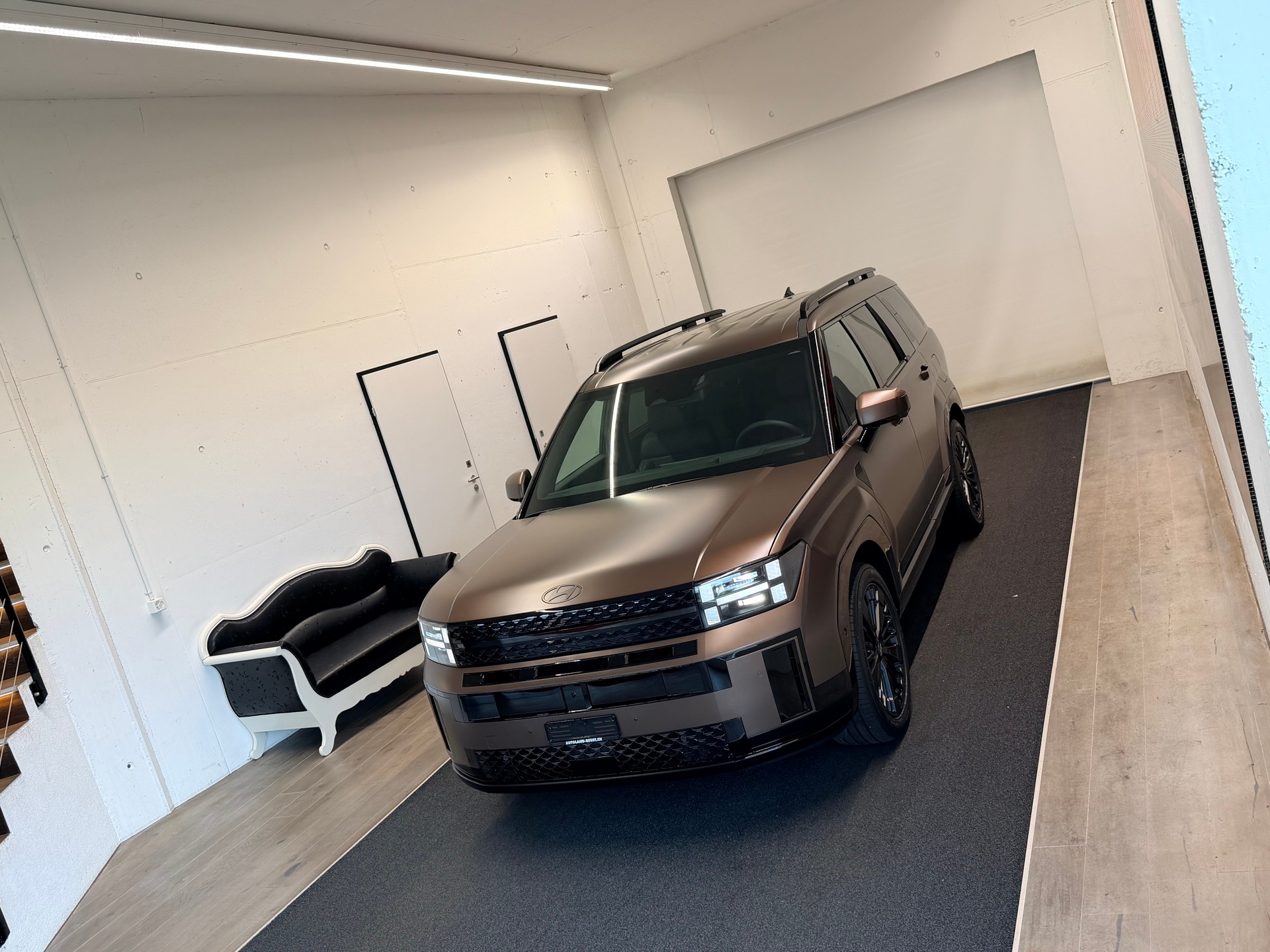 HYUNDAI Santa Fe 1.6 T-GDi PHEV Calligraphy 4WD Automatic-showroom-element-3