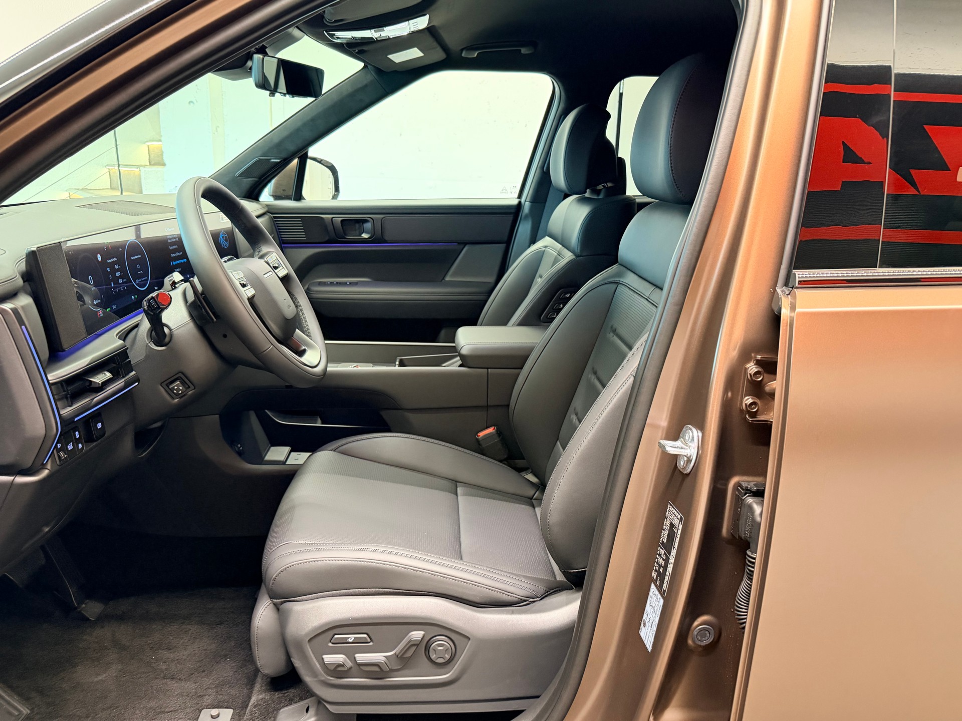 HYUNDAI Santa Fe 1.6 T-GDi PHEV Calligraphy 4WD Automatic-image-7