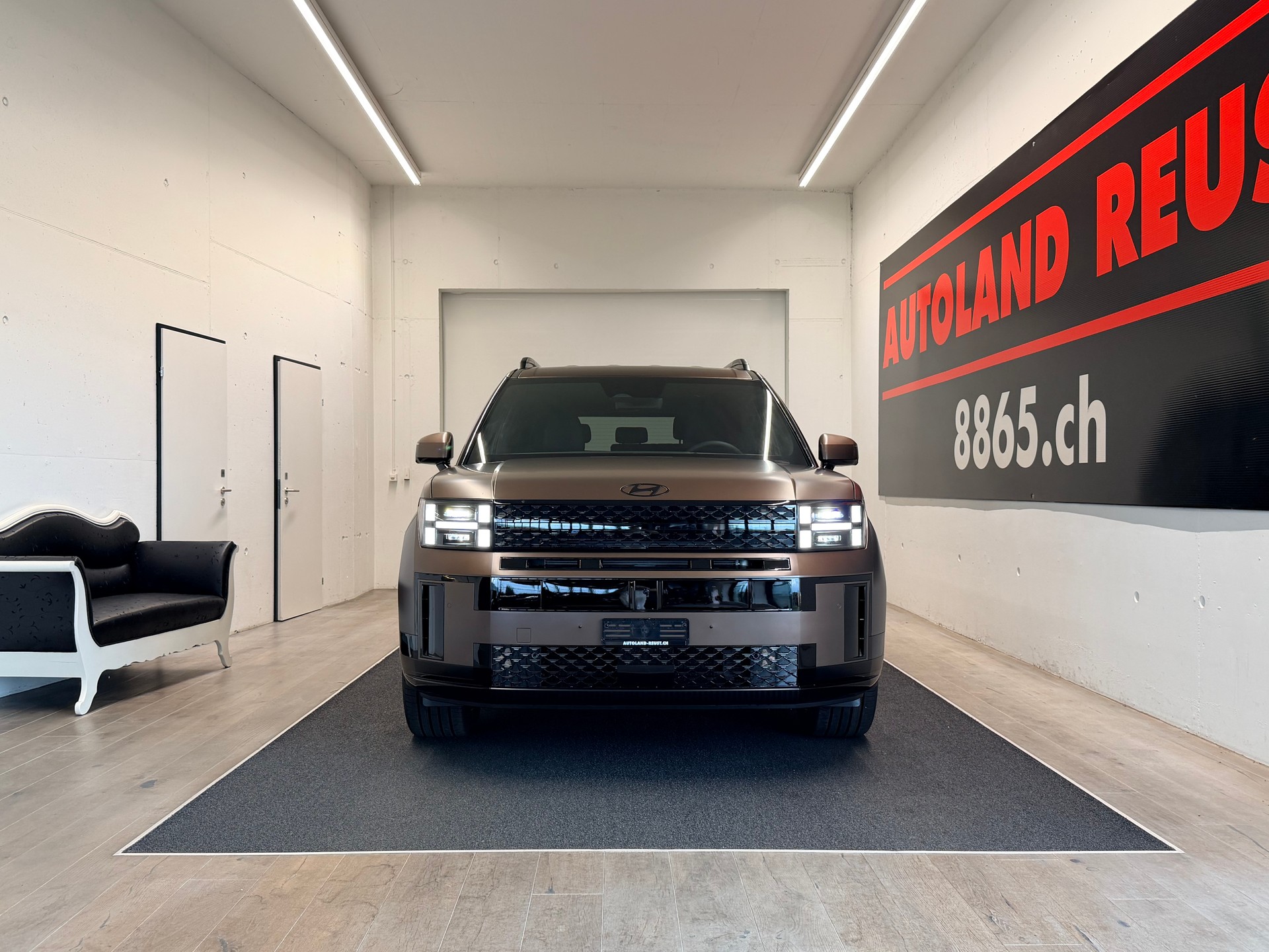 HYUNDAI Santa Fe 1.6 T-GDi PHEV Calligraphy 4WD Automatic-showroom-element-1