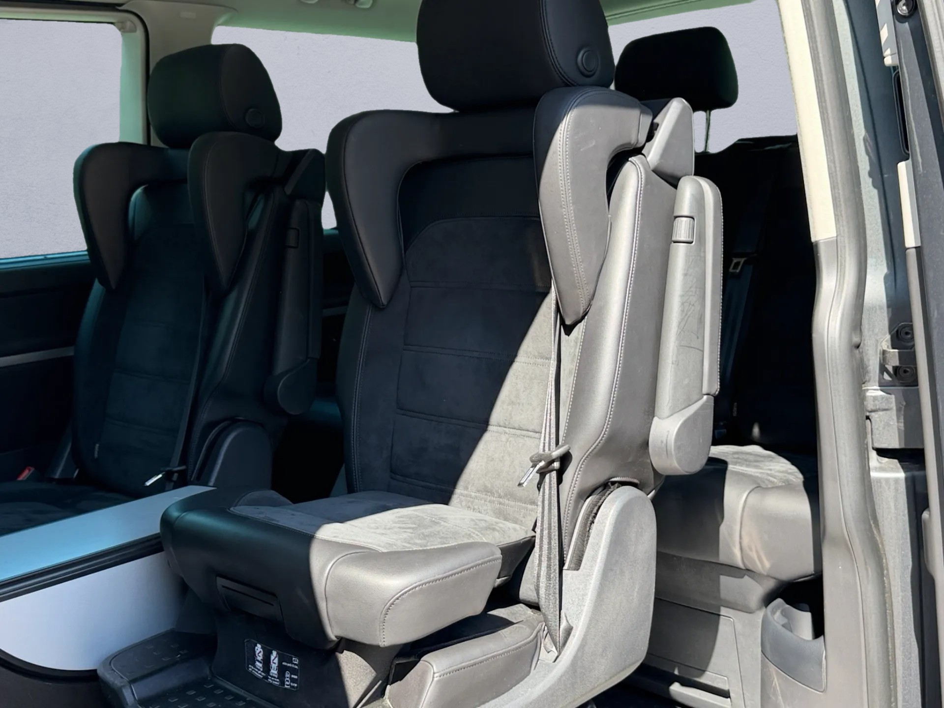 VW 2.0 TDI 199 HL Liberty DSG 4m-image-8