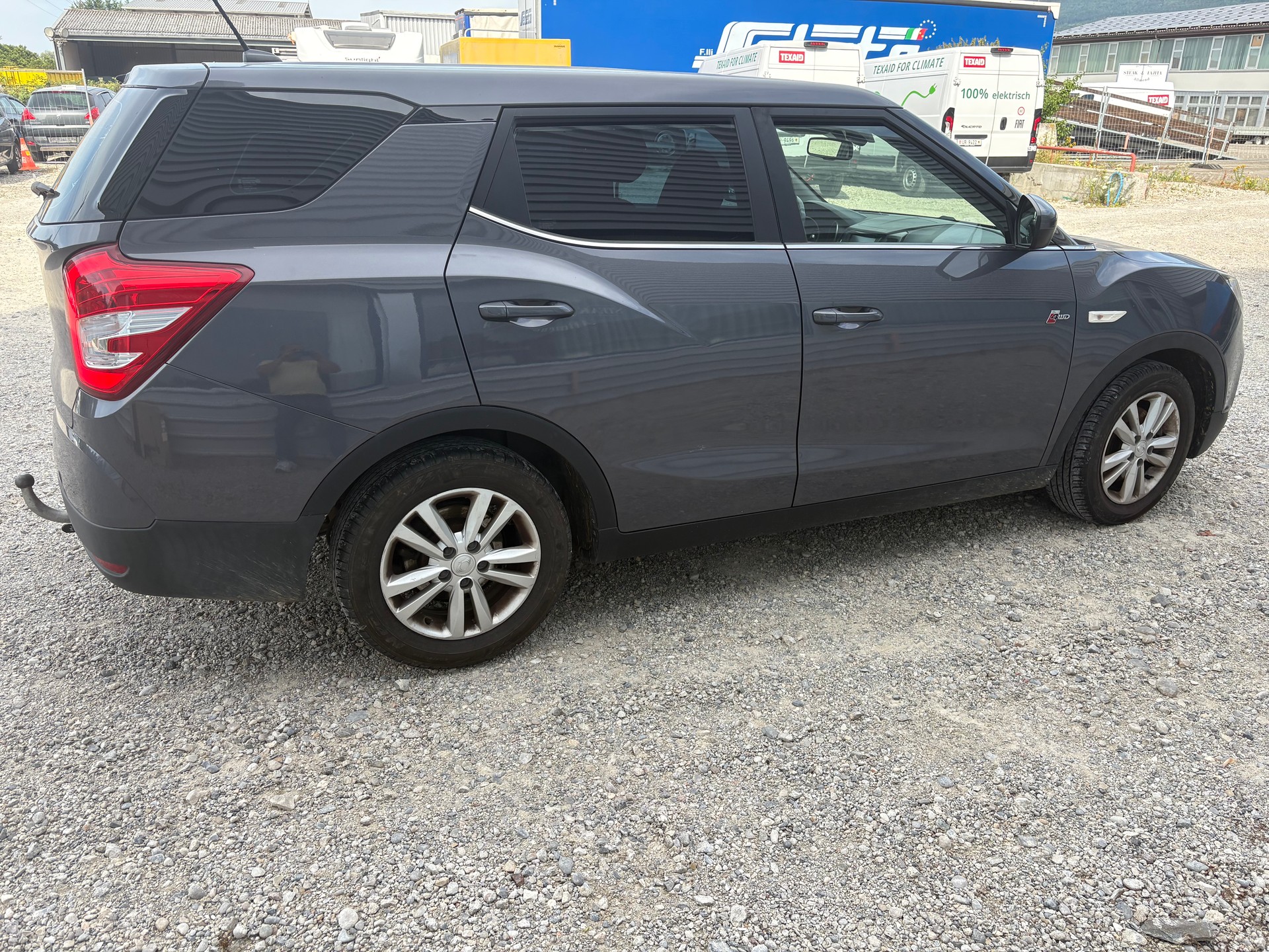KGM-SsangYong XLV 1.6 eXDi Quartz 4WD-image-5