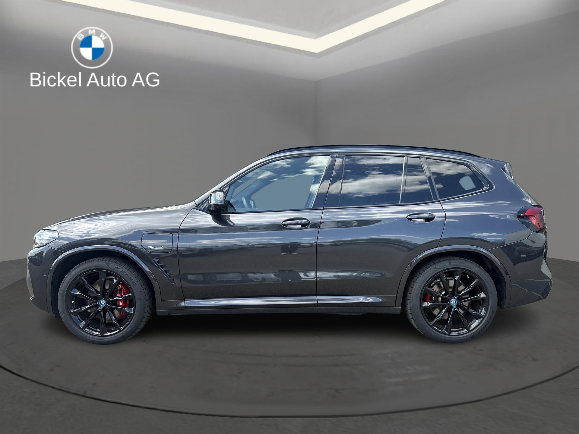 BMW X3 xDrive 30e M Sport-showroom-element-2