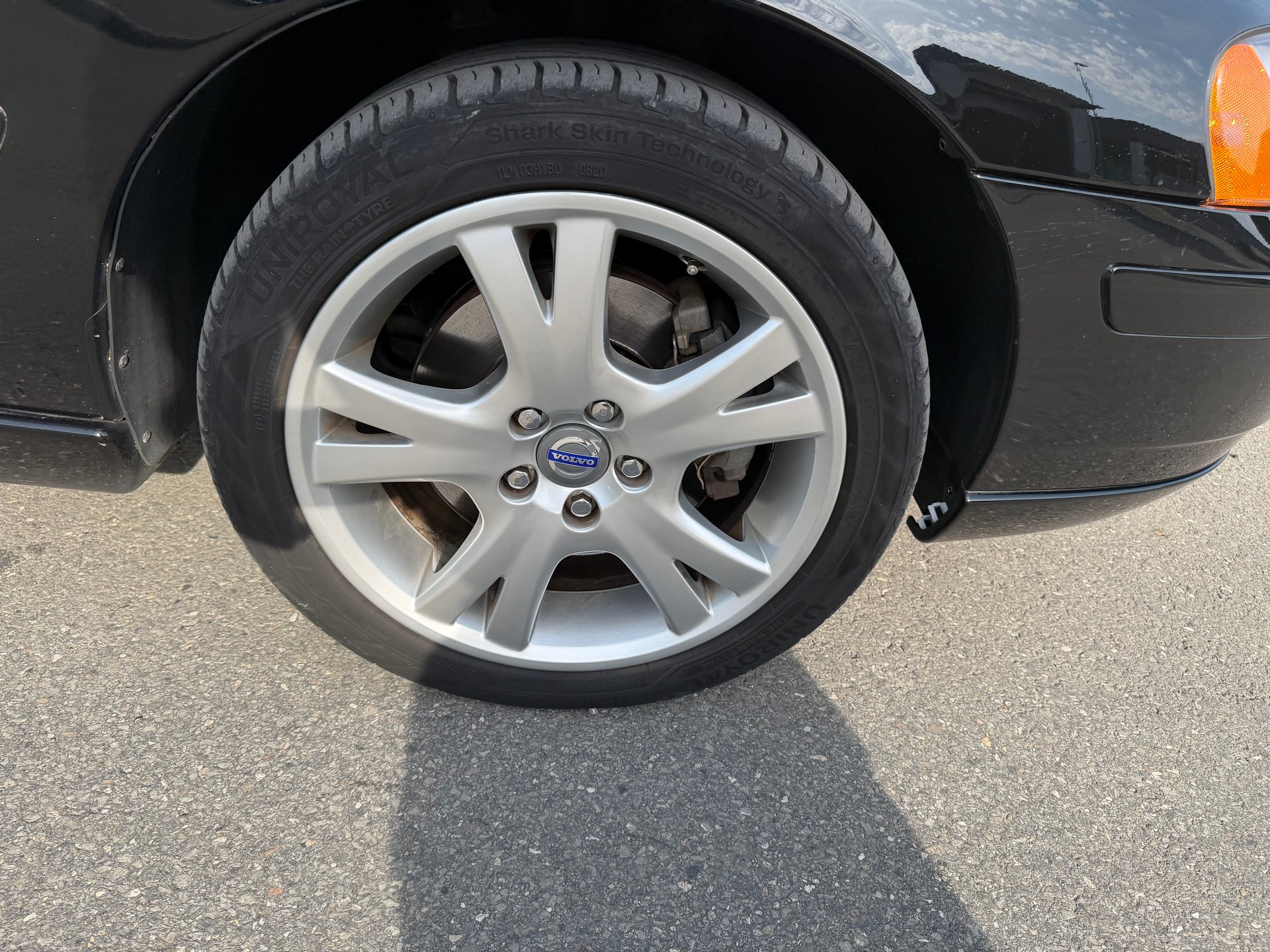 VOLVO V70 2.4D Momentum-image-17