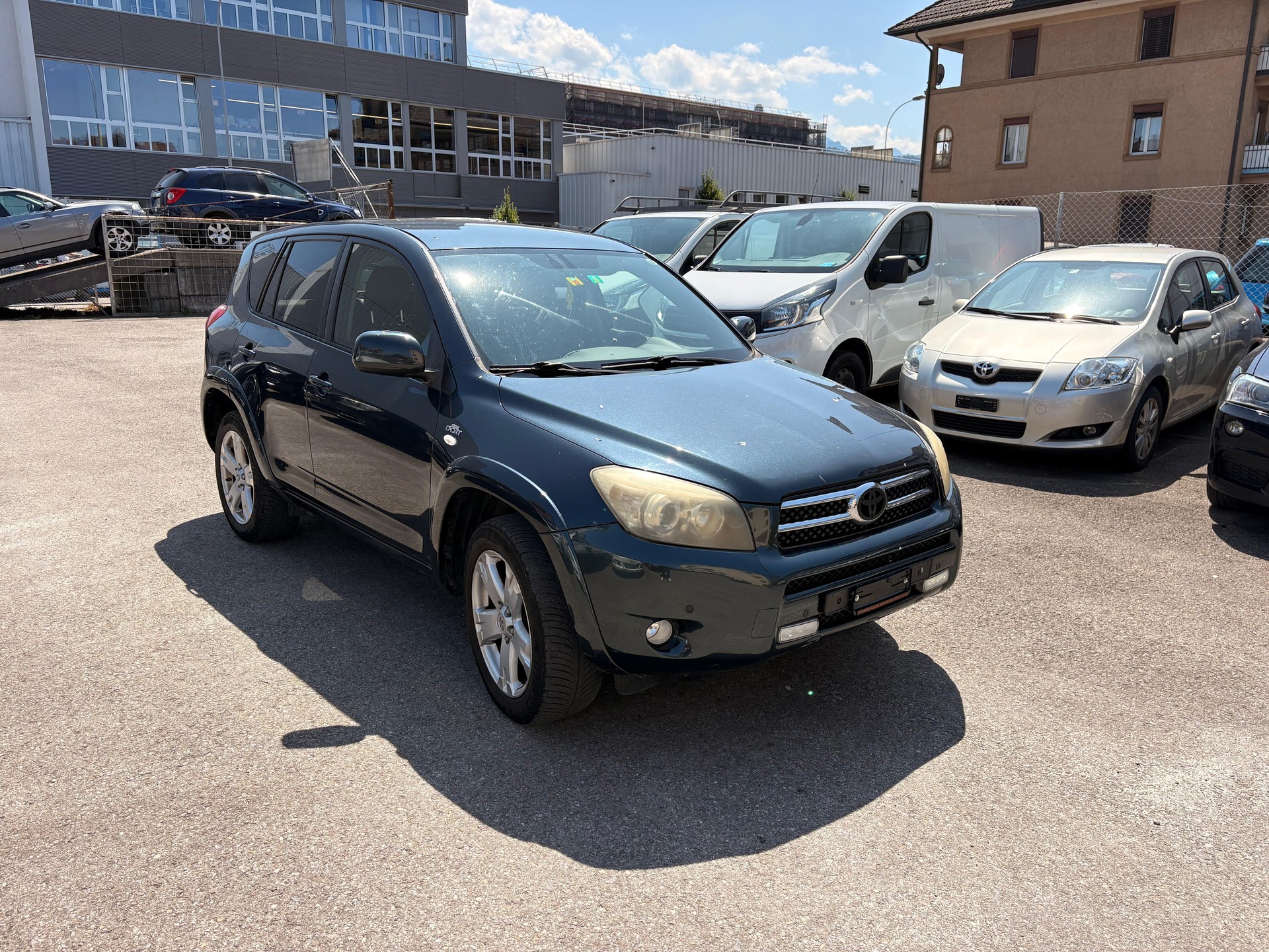 TOYOTA RAV-4 2.2D-4 D CleanPower Linea Luna-image-1