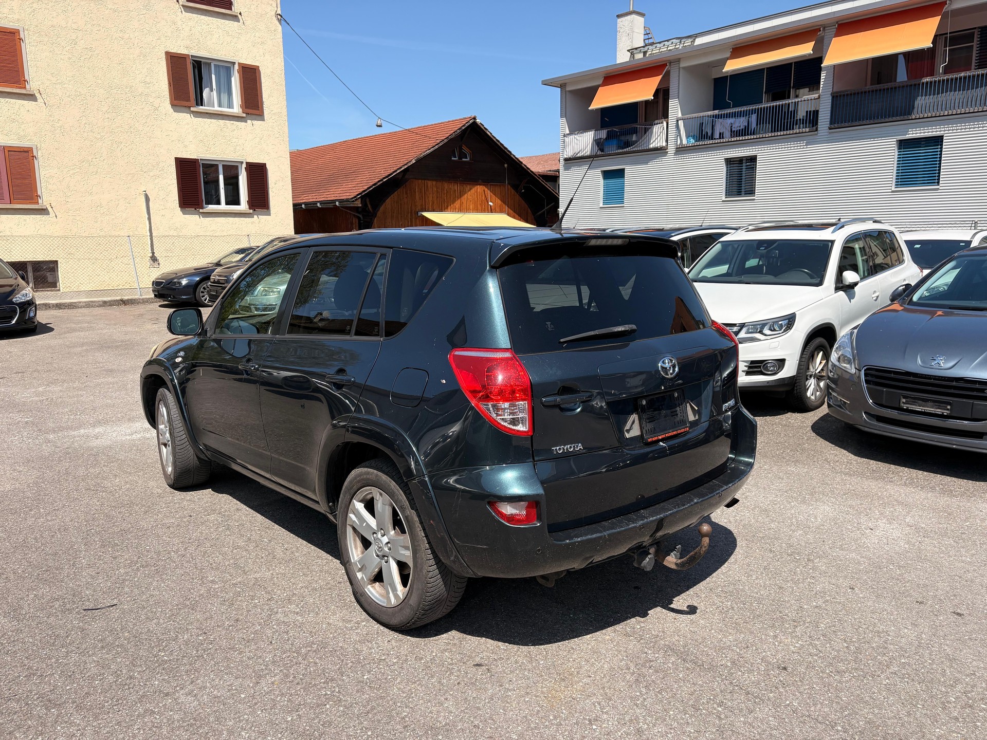 TOYOTA RAV-4 2.2D-4 D CleanPower Linea Luna-image-2