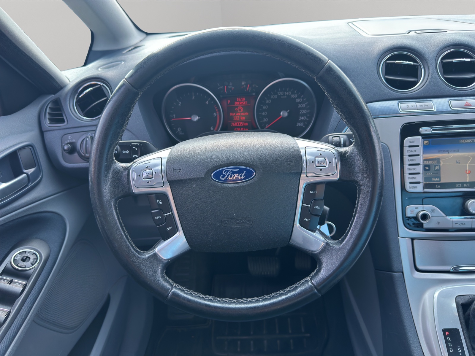 FORD S-Max 2.0 TDCi Titanium Automatic-image-17