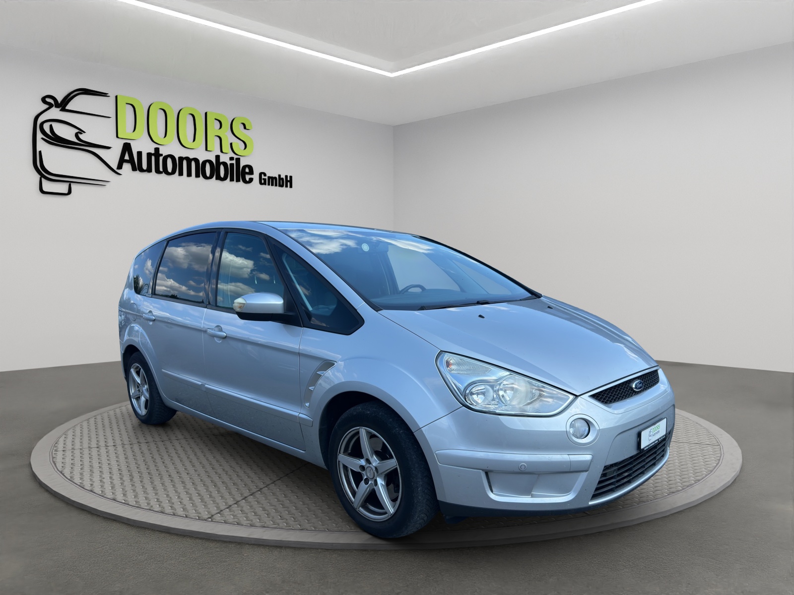 FORD S-Max 2.0 TDCi Titanium Automatic-showroom-element-3