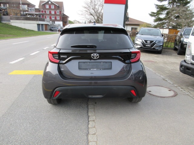 TOYOTA Yaris 1.5 VVT-iE Trend-showroom-element-2