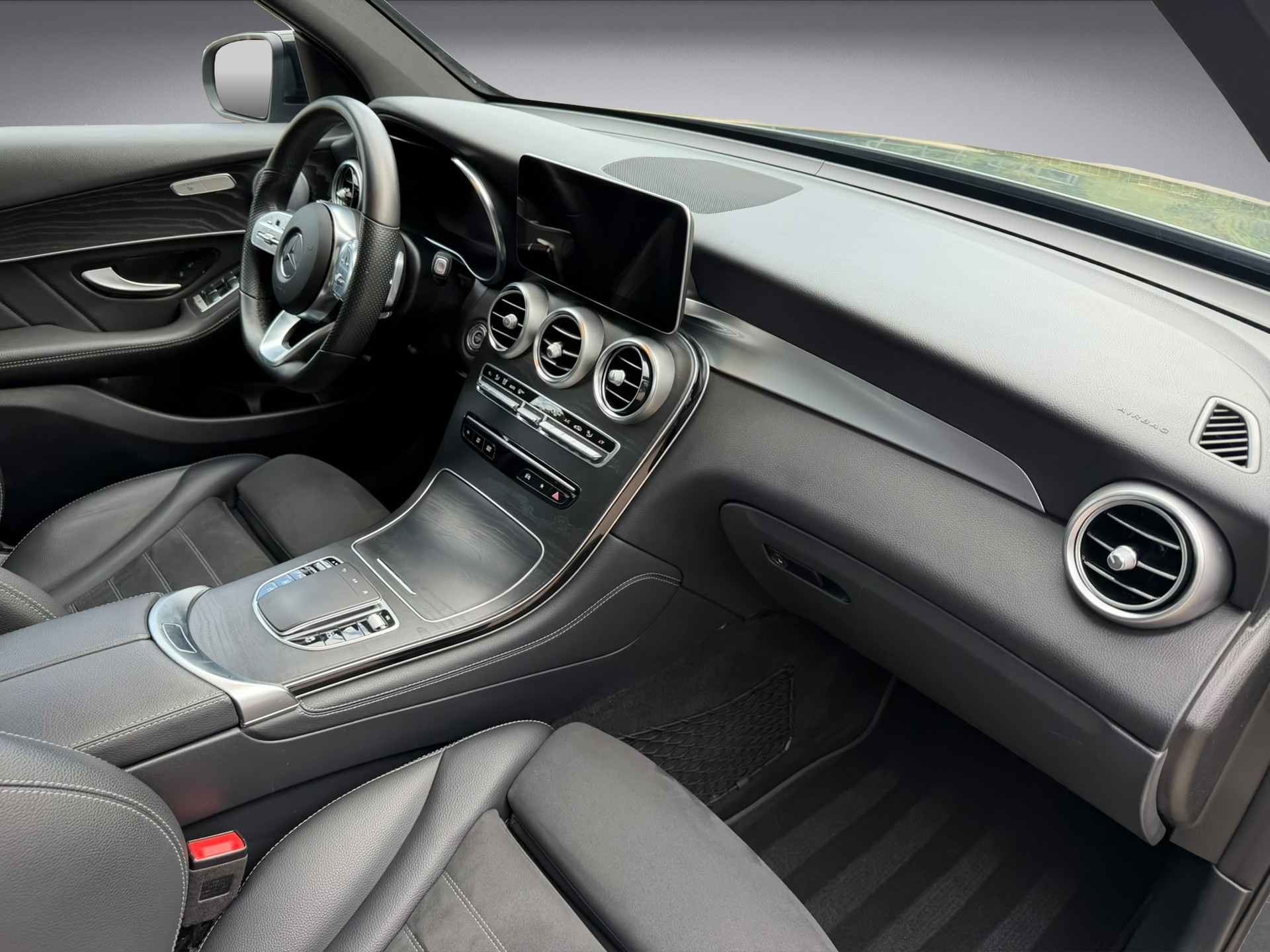 MERCEDES-BENZ GLC 220 d AMG Line 4Matic 9G-Tronic * Facelift *-image-14