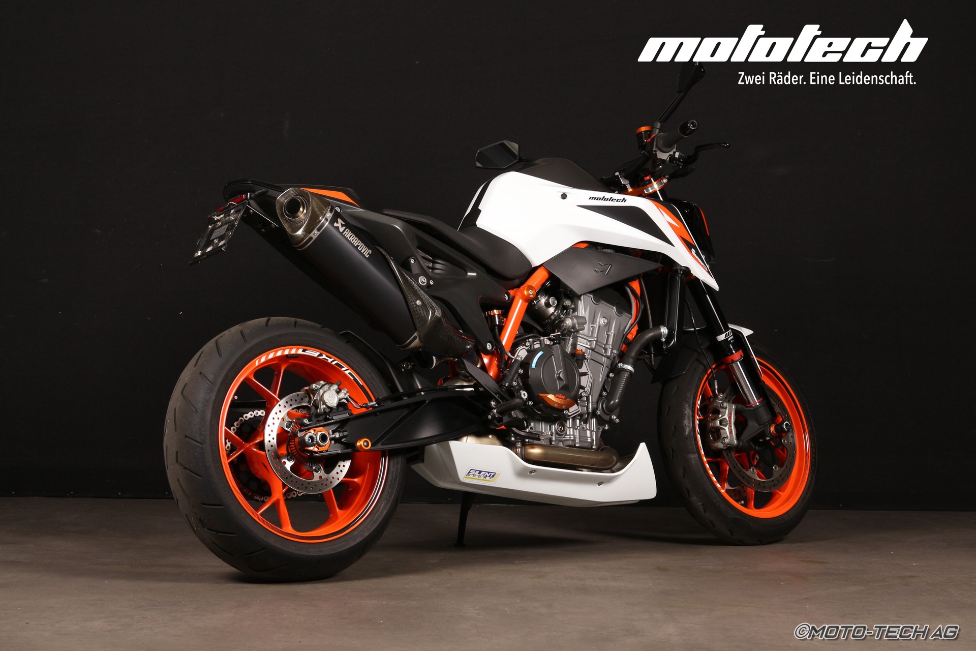 KTM 890 Duke R-image-1