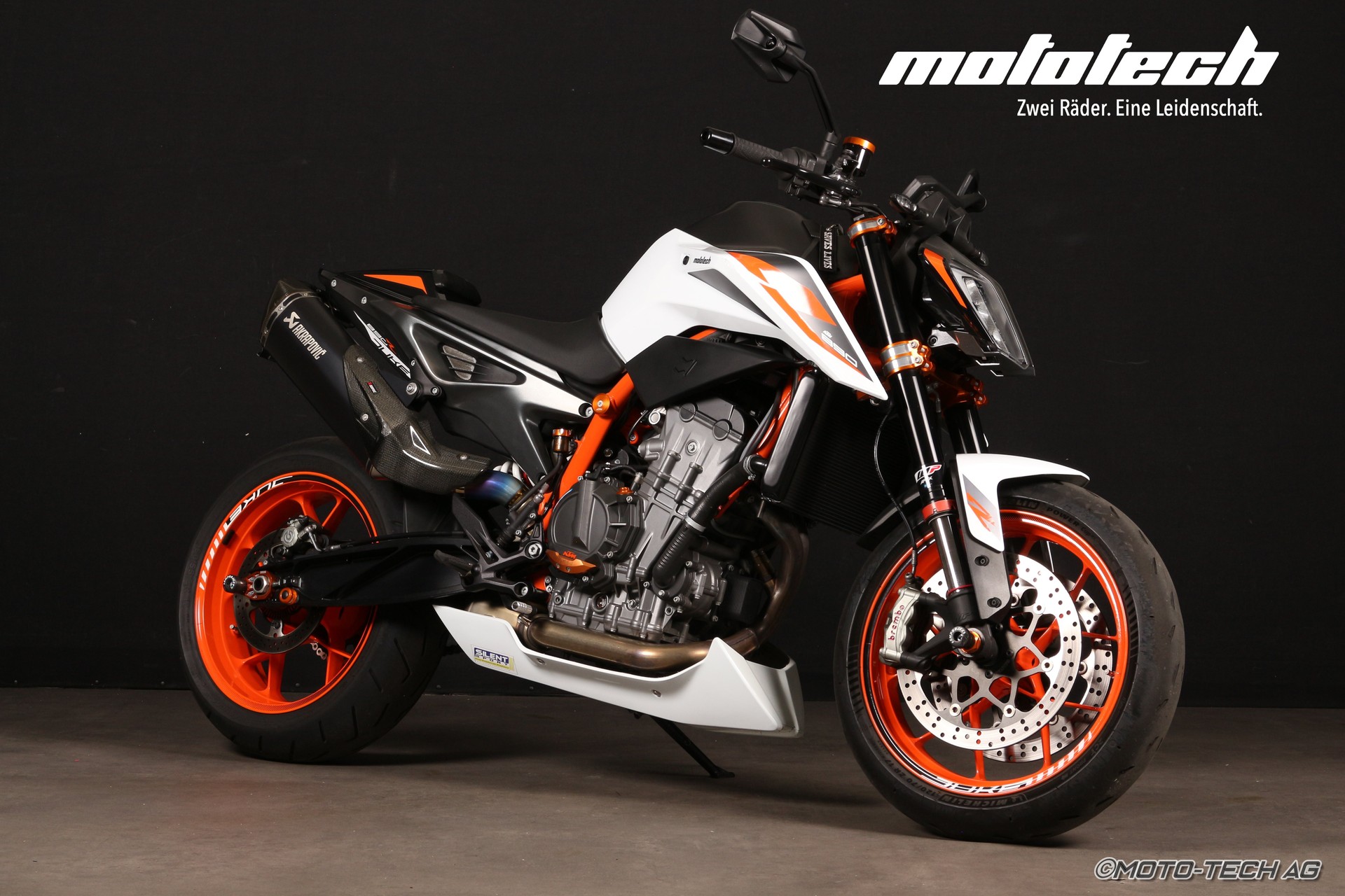 KTM 890 Duke R-image-5