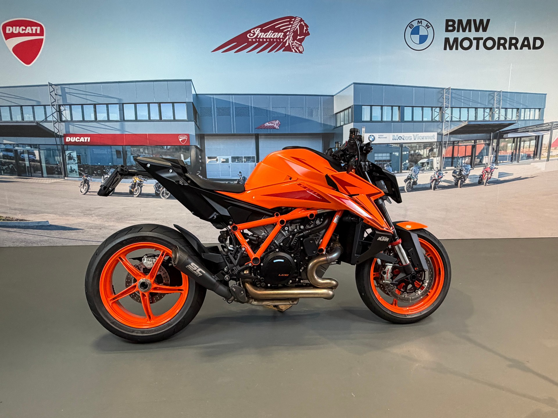KTM 1390 Super Duke R EN DÉPÔT VENTE-image-5