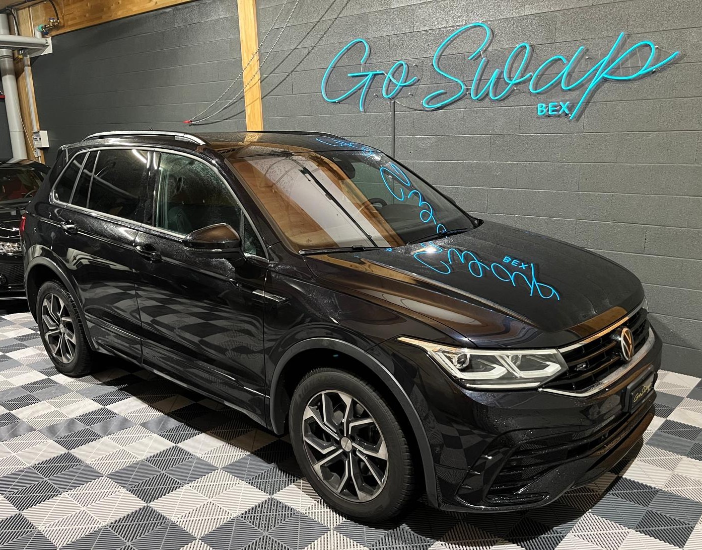 VW Tiguan 2.0 TDI SCR R-Line 4Motion DSG