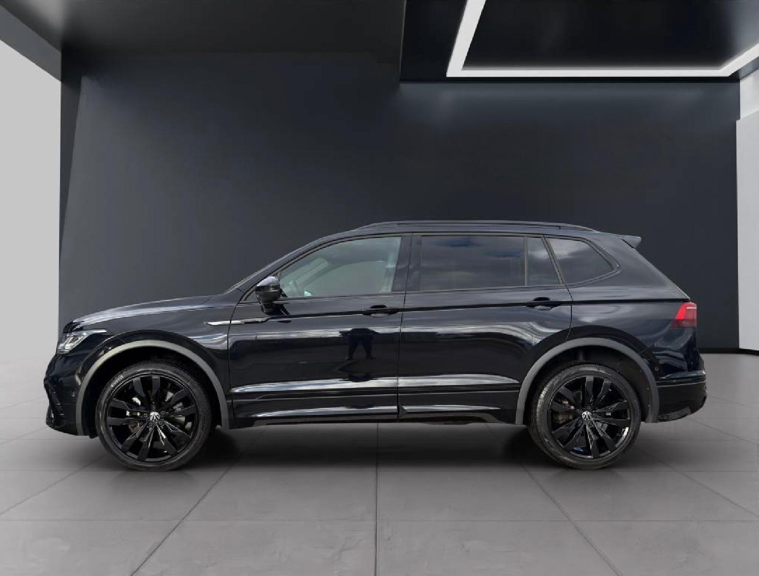 VW Tiguan 2.0 TDI SCR R-Line 4Motion DSG-showroom-element-1