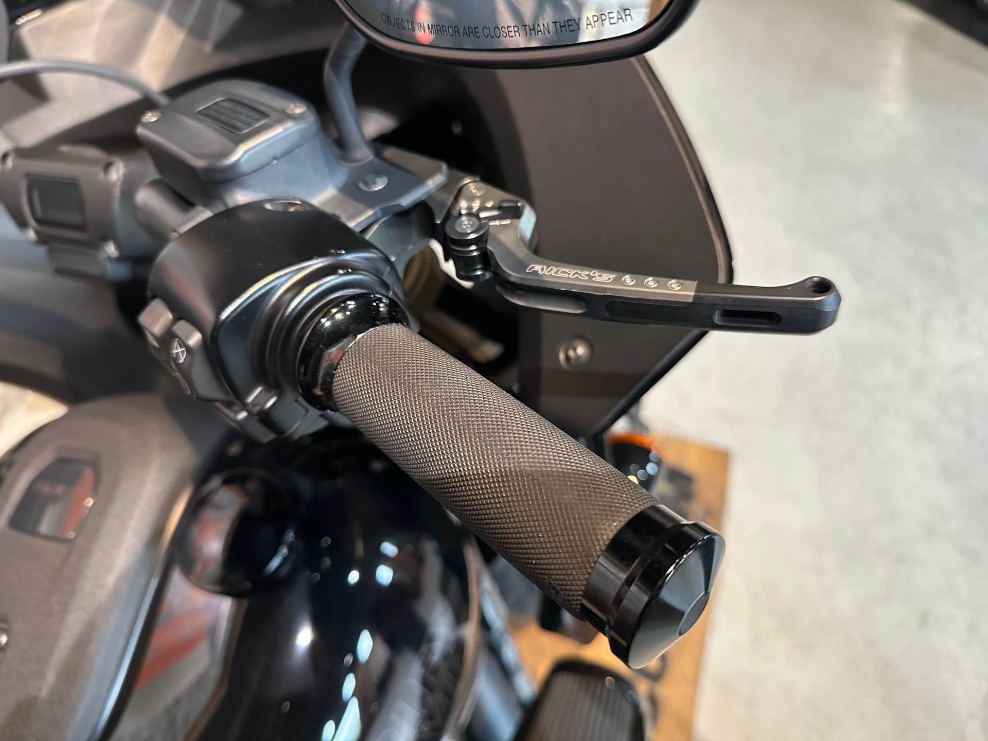 HARLEY-DAVIDSON Low Rider ST 117ci-image-8