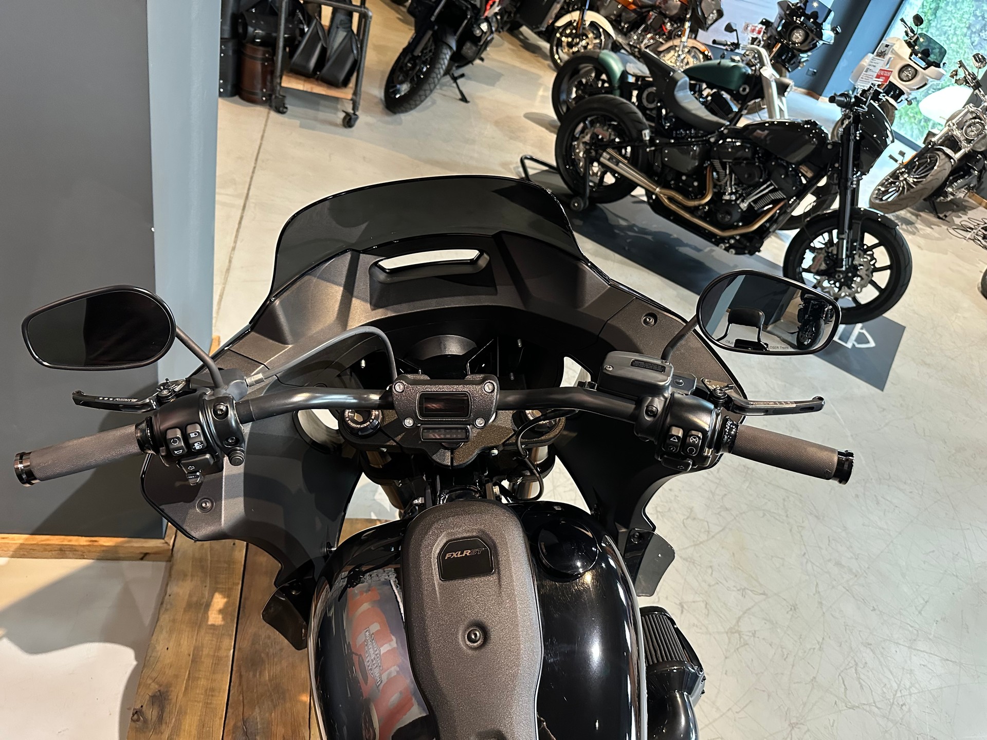 HARLEY-DAVIDSON Low Rider ST 117ci-image-10