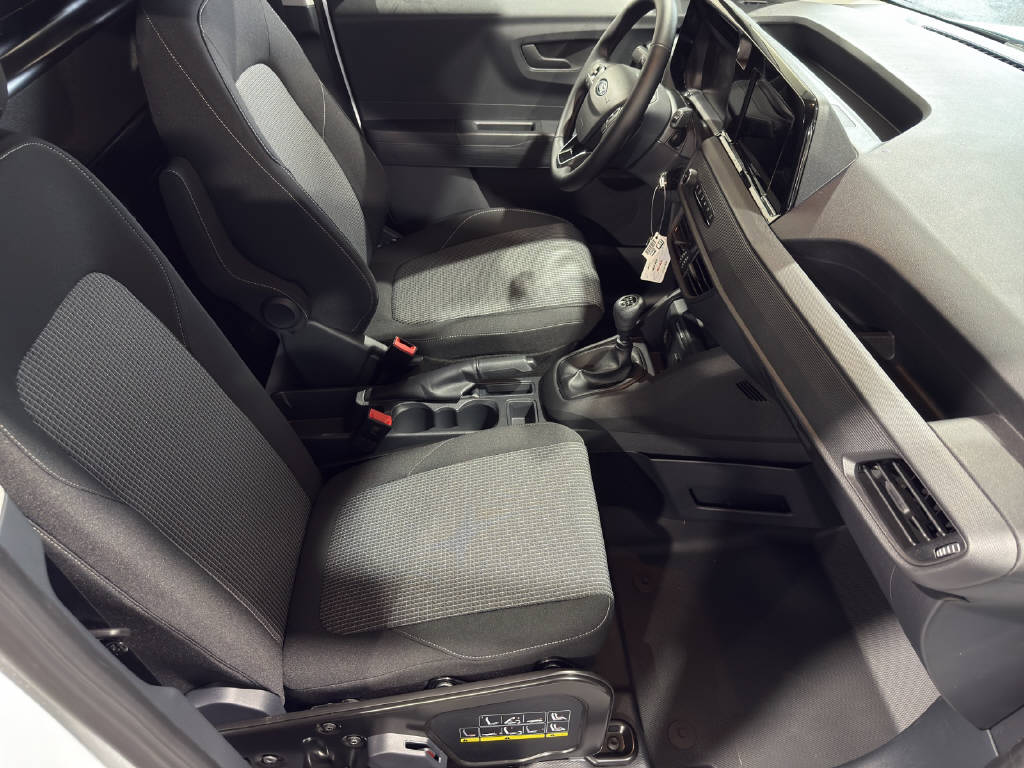 FORD Transit Courier Van 1.0 EcoBoost 100 PS Trend-image-15