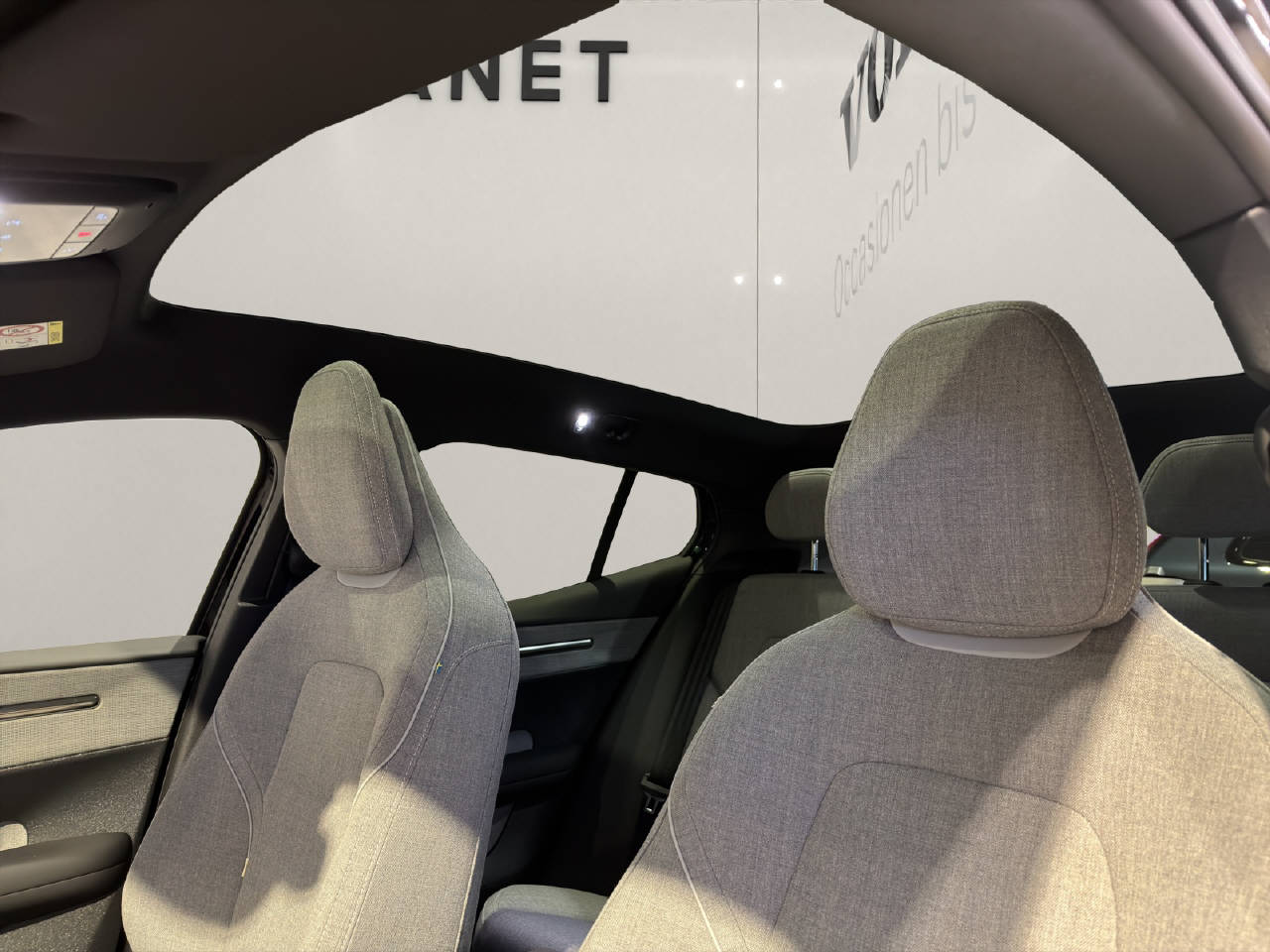 VOLVO EX30 E60 Twin Ultra Performance AWD-image-13