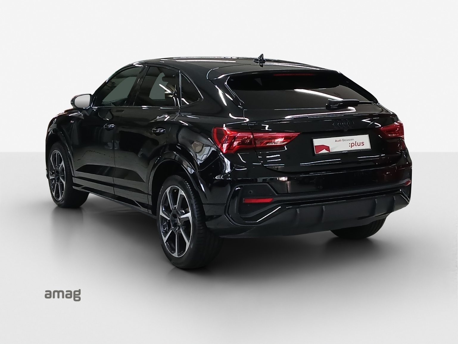 AUDI Q3 Sportback 35 TFSI S line Attraction S-tronic-showroom-element-2