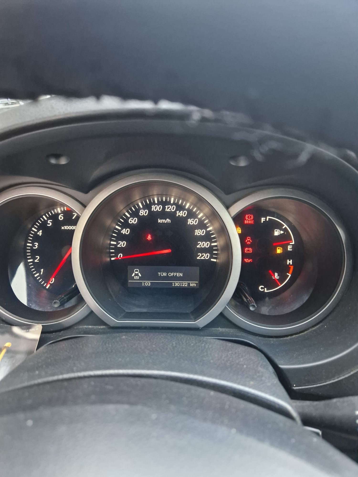 SUZUKI Grand Vitara 2.4 16V GL Top-image-2