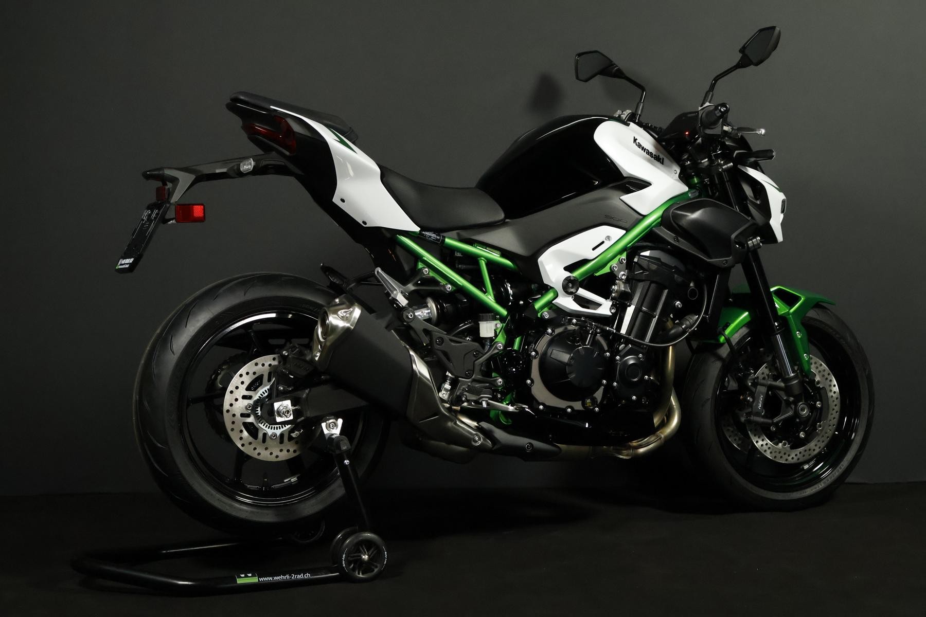 KAWASAKI KAWASAKI Z 900 (91/70/35 KW)-image-11