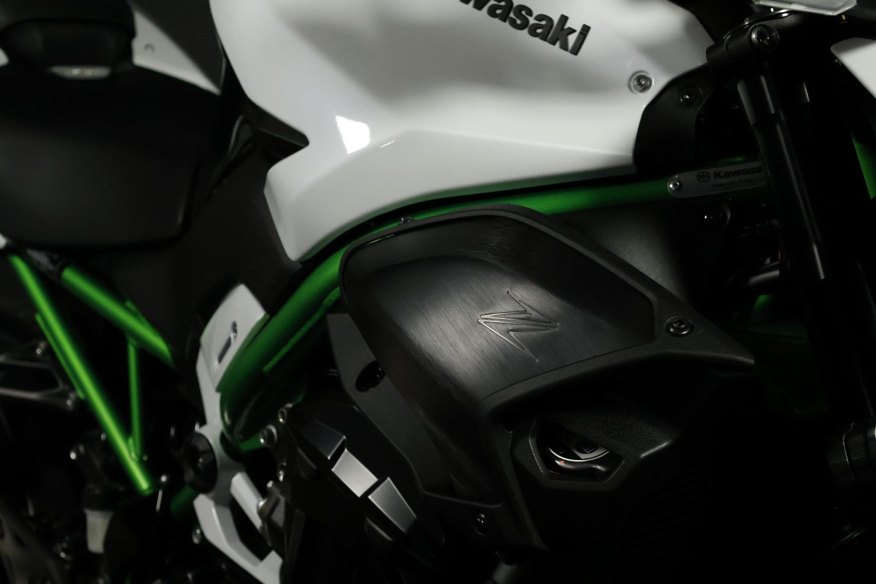 KAWASAKI KAWASAKI Z 900 (91/70/35 KW)-image-5