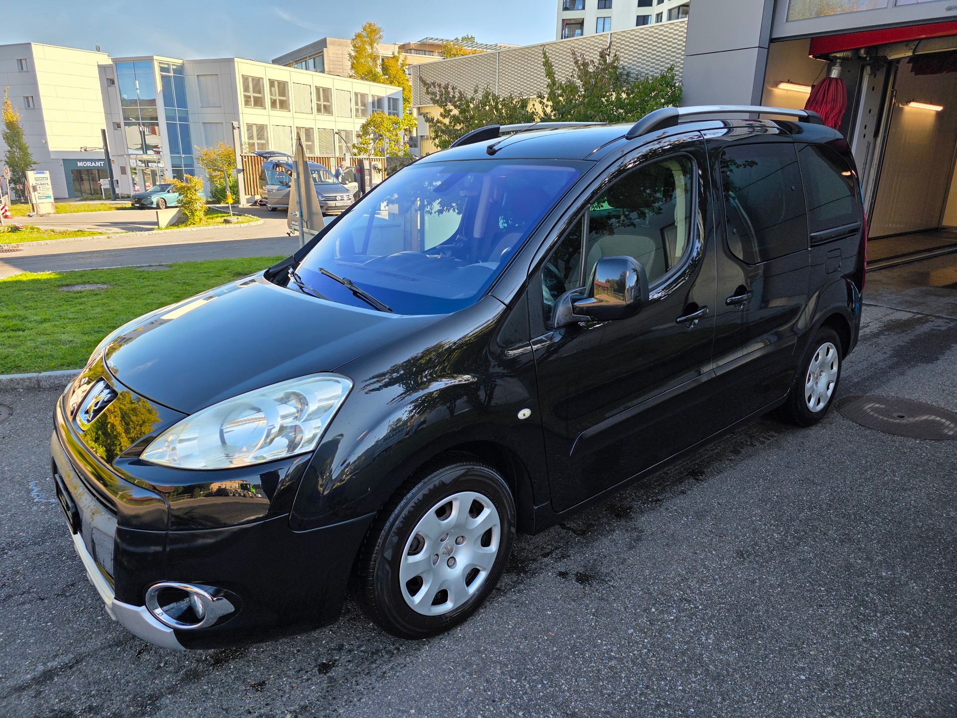 PEUGEOT Partner 1.6 HDI Trendy Clim (Pack) Aktuelle MFK, frisch durchgeführter Service und neue Winterreifen