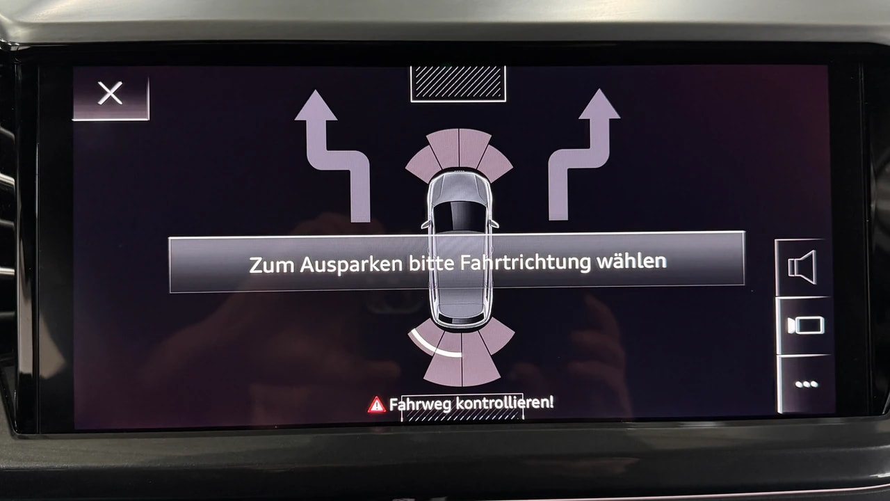 AUDI Q4 e-tron 45 Edition S-line Black-Pack quattro // TOP-Ausstattung-image-21