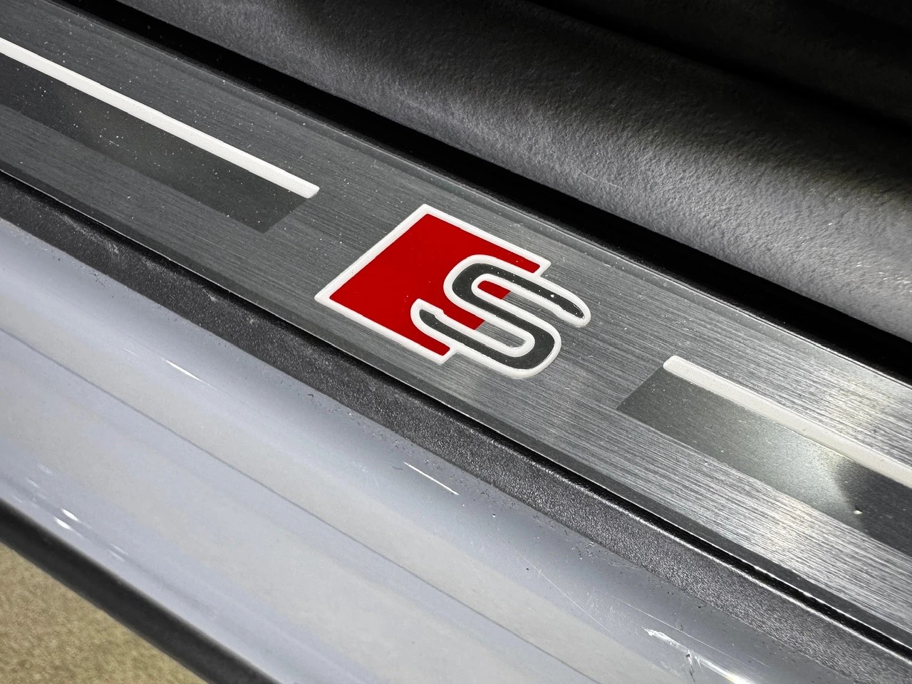 AUDI Q4 e-tron 45 Edition S-line Black-Pack quattro // TOP-Ausstattung-image-9