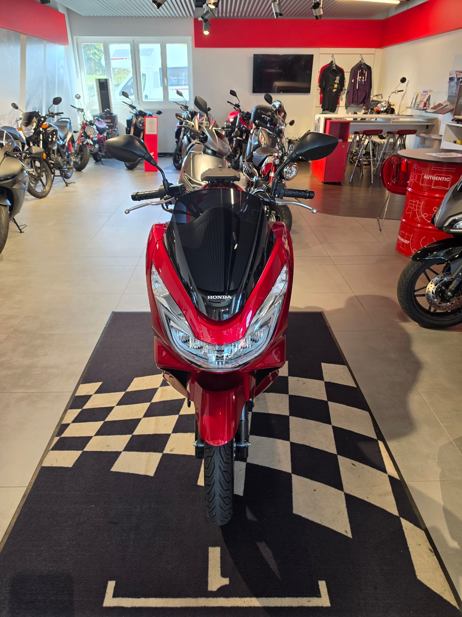 HONDA PCX 125 i-image-1