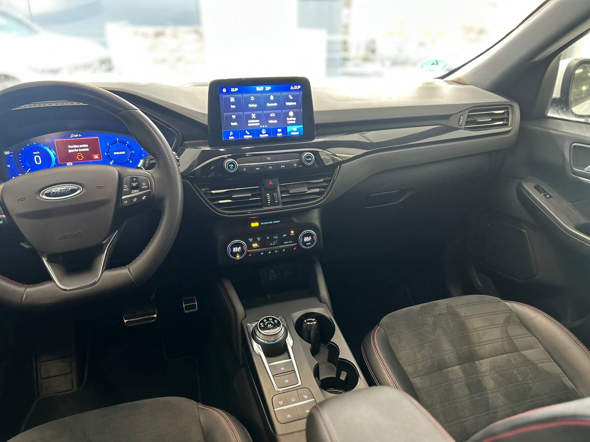 FORD Kuga 2.0 TDCi EcoBlue ST-Line X 4WD-image-9