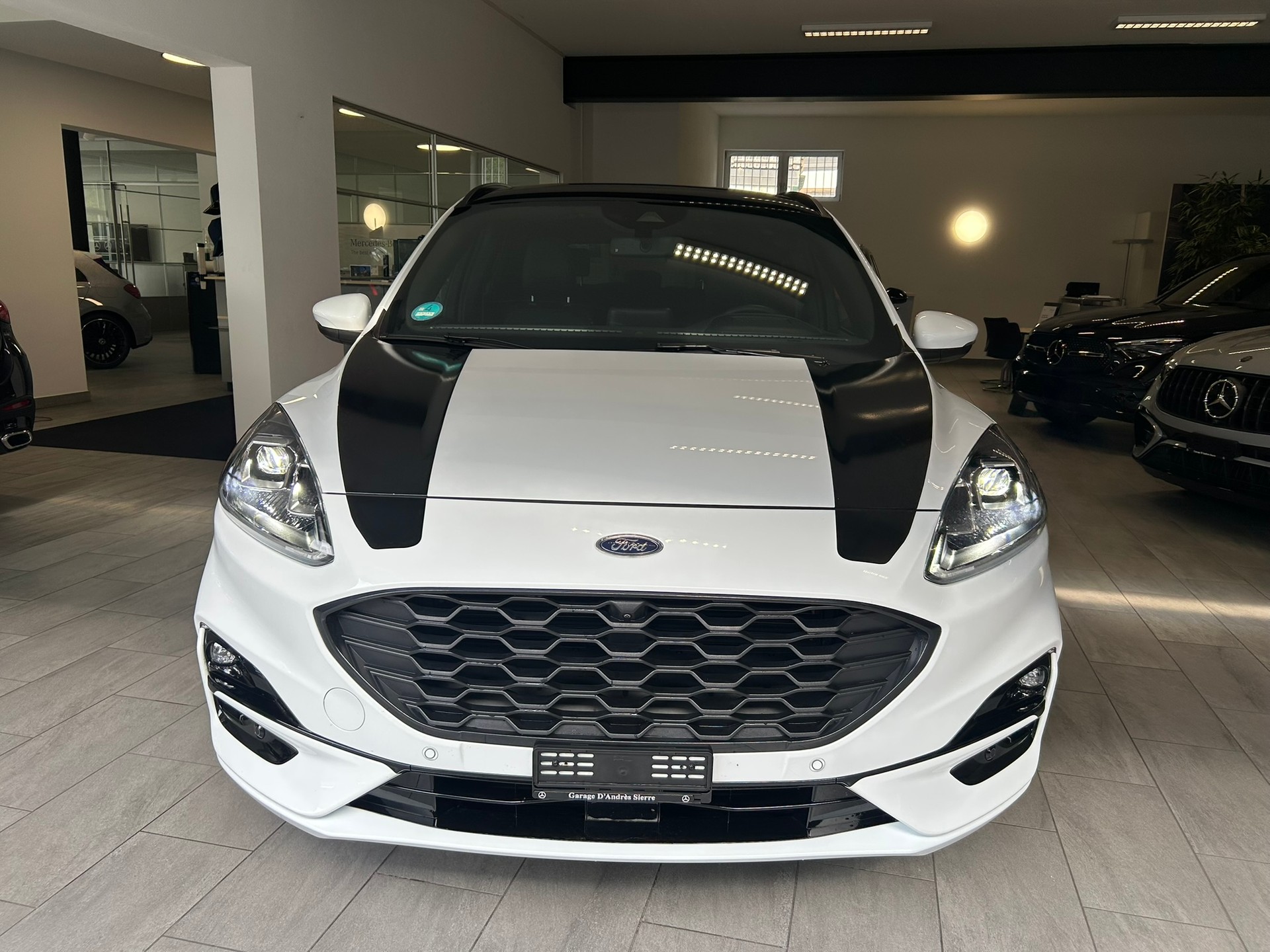 FORD Kuga 2.0 TDCi EcoBlue ST-Line X 4WD-showroom-element-1