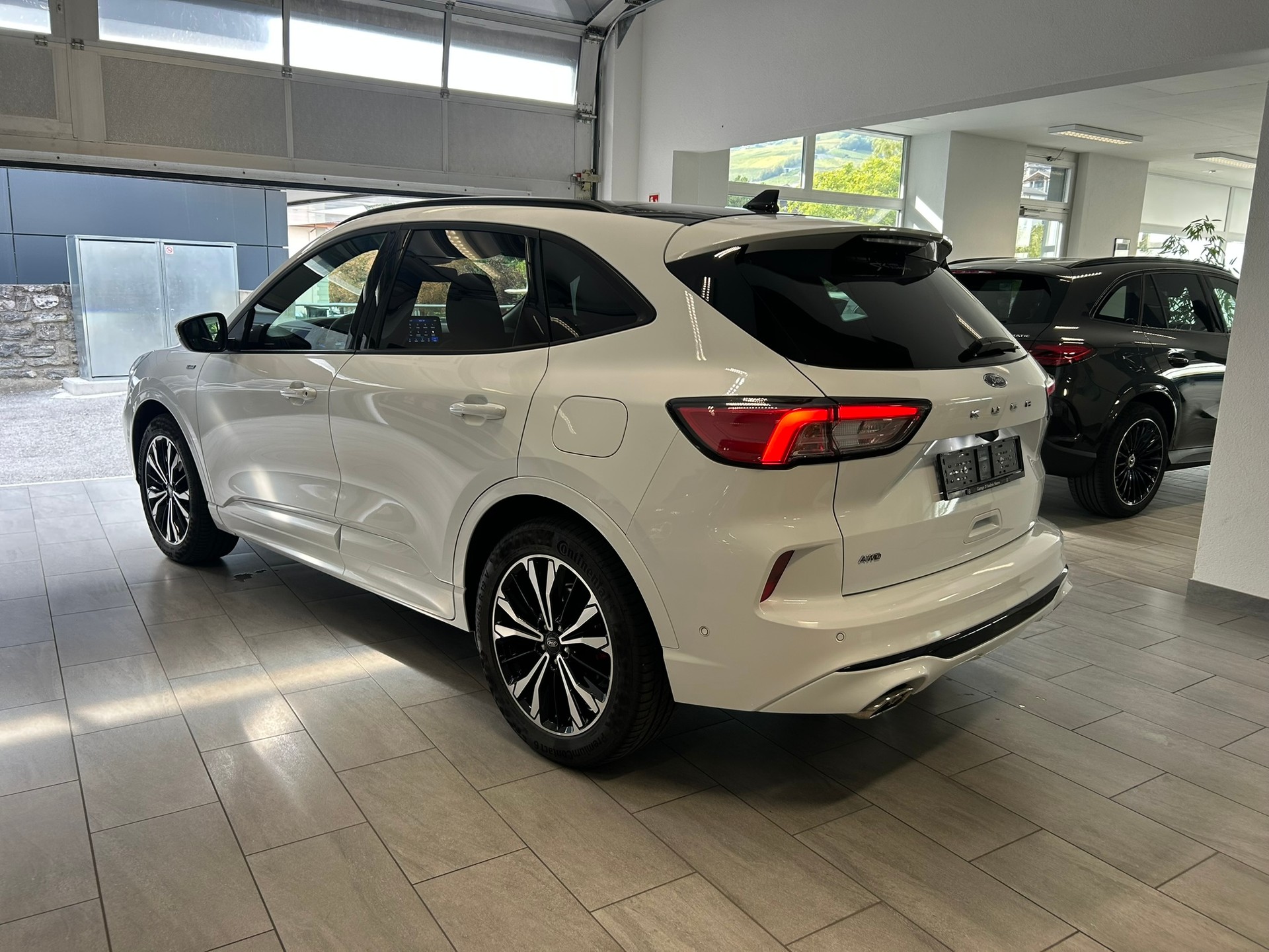 FORD Kuga 2.0 TDCi EcoBlue ST-Line X 4WD-showroom-element-3