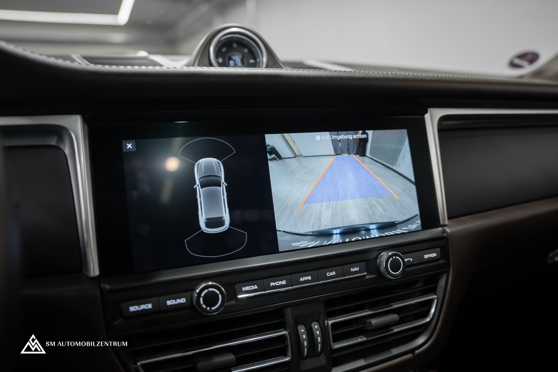 PORSCHE Macan PDK / CH / Panoramadach / Bose-image-30