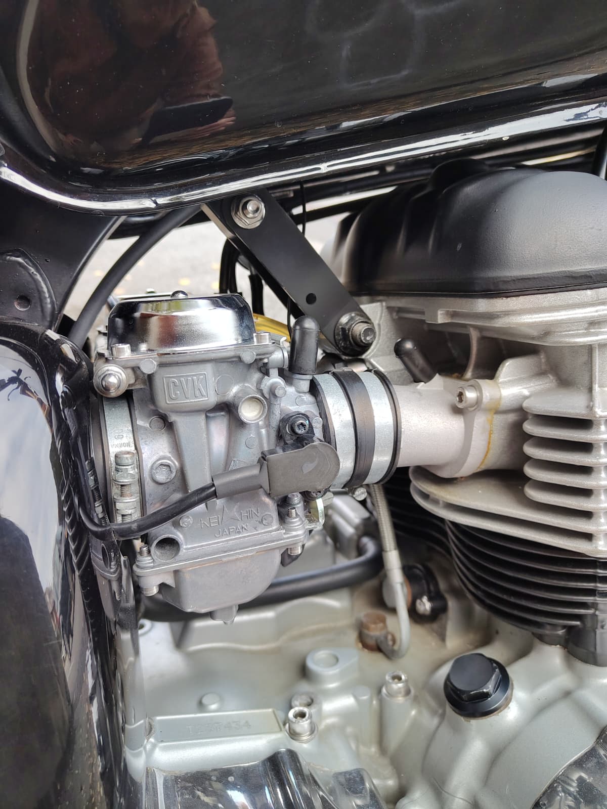 TRIUMPH Bonneville 800-image-6