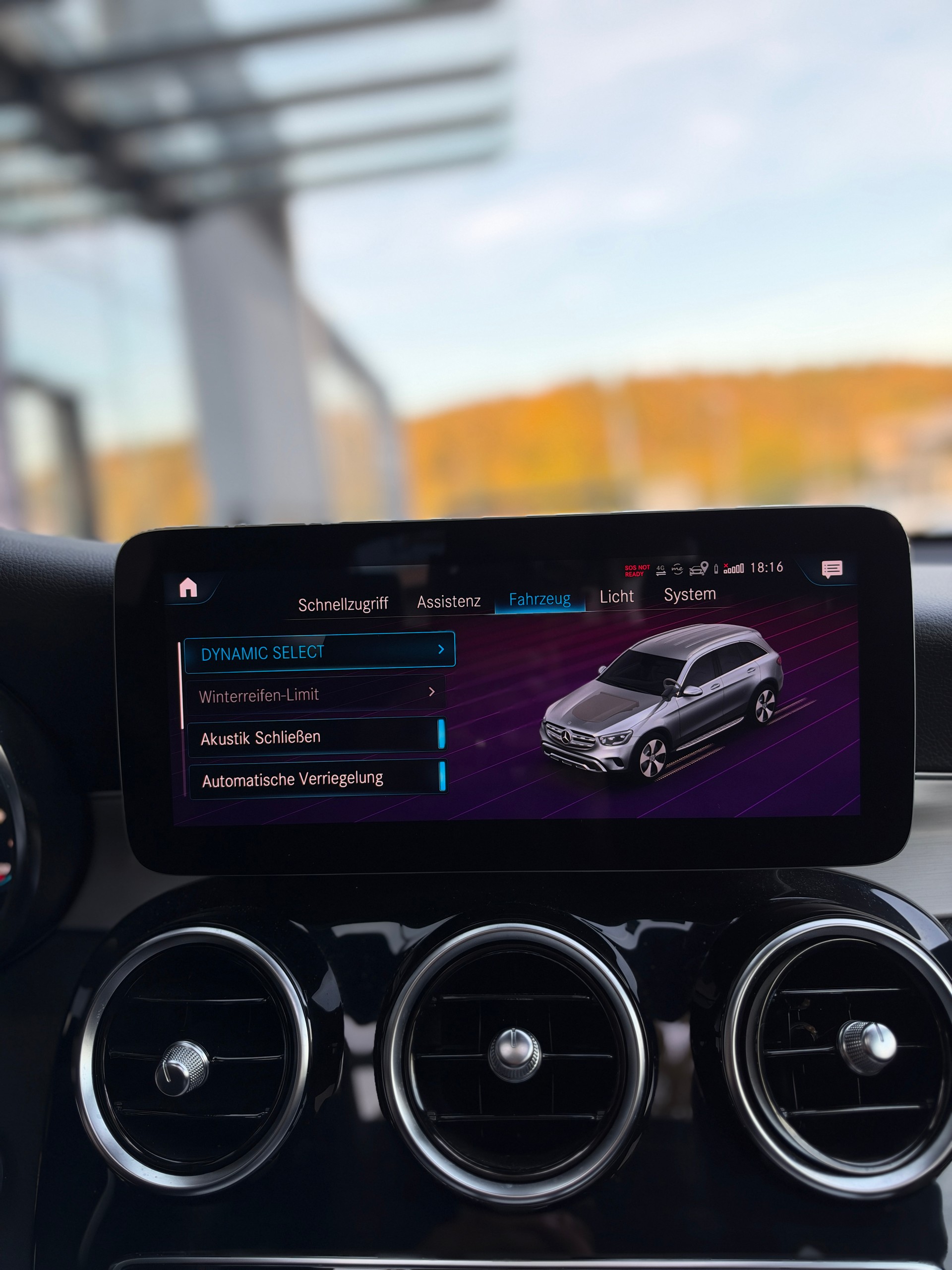 MERCEDES-BENZ GLC 220 d AMG Line 4Matic 9G-Tronic-image-15