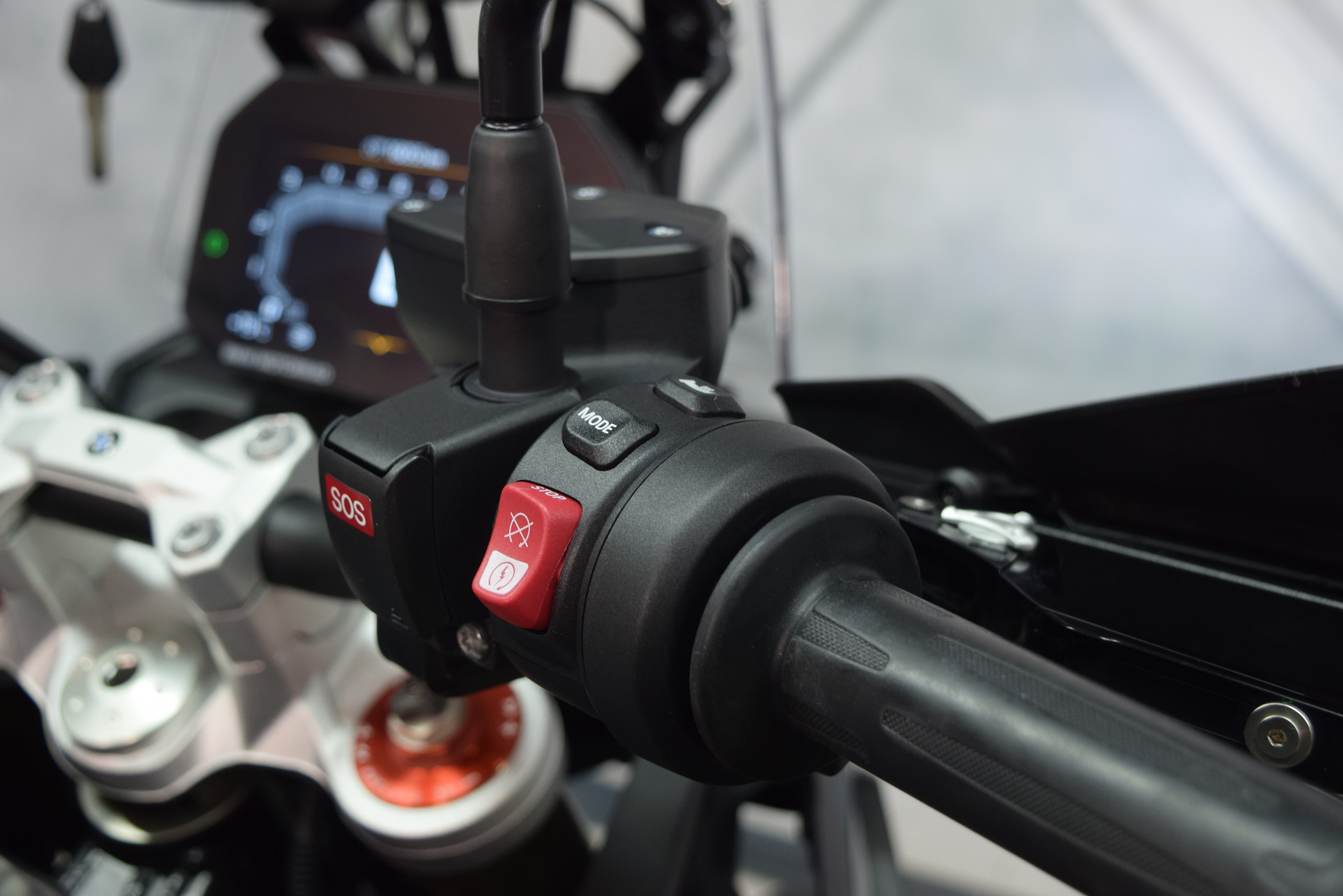 BMW F 900 GS inkl. Seitentaschen-image-7