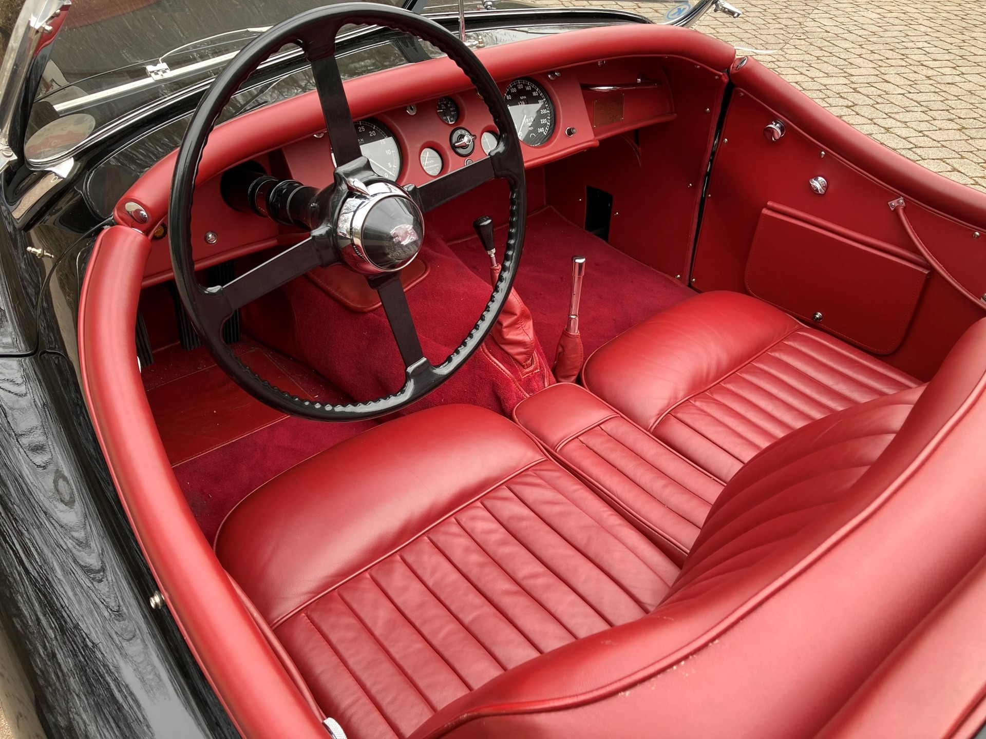 JAGUAR XK120-image-2