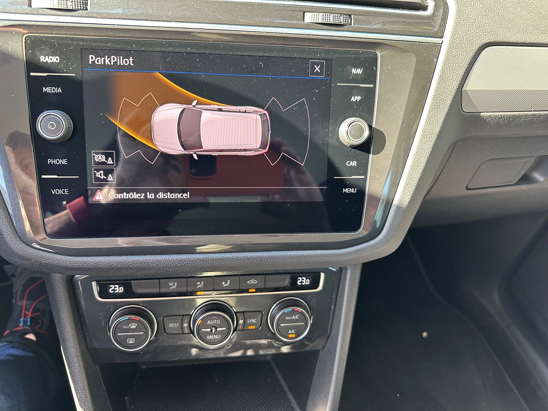 VW Tiguan 2.0 TDI SCR Trendline 4Motion DSG-image-18